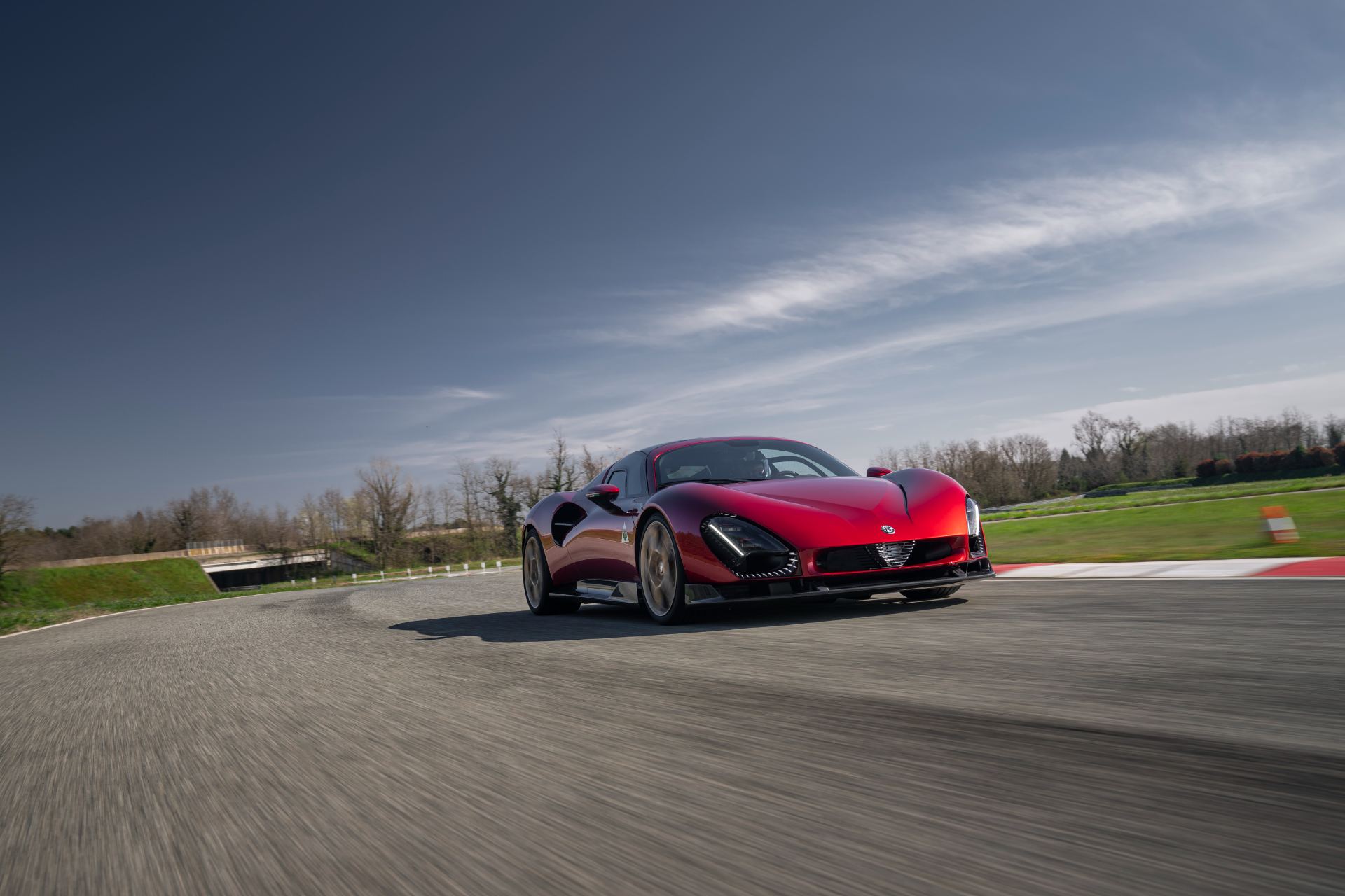 2024 alfa romeo 33 stradale driving front track corner red