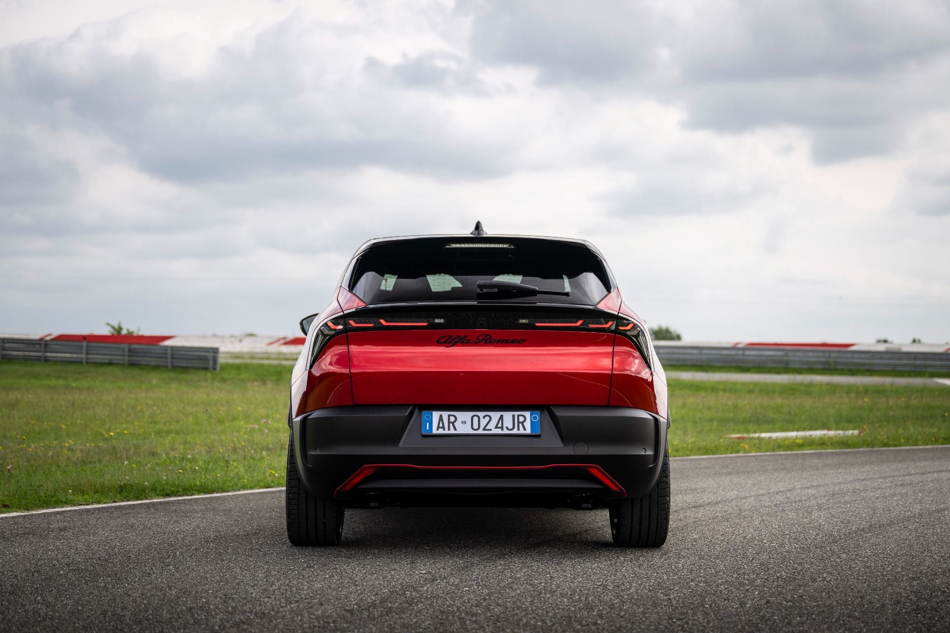 2026 alfa romeo junior veloce rear red