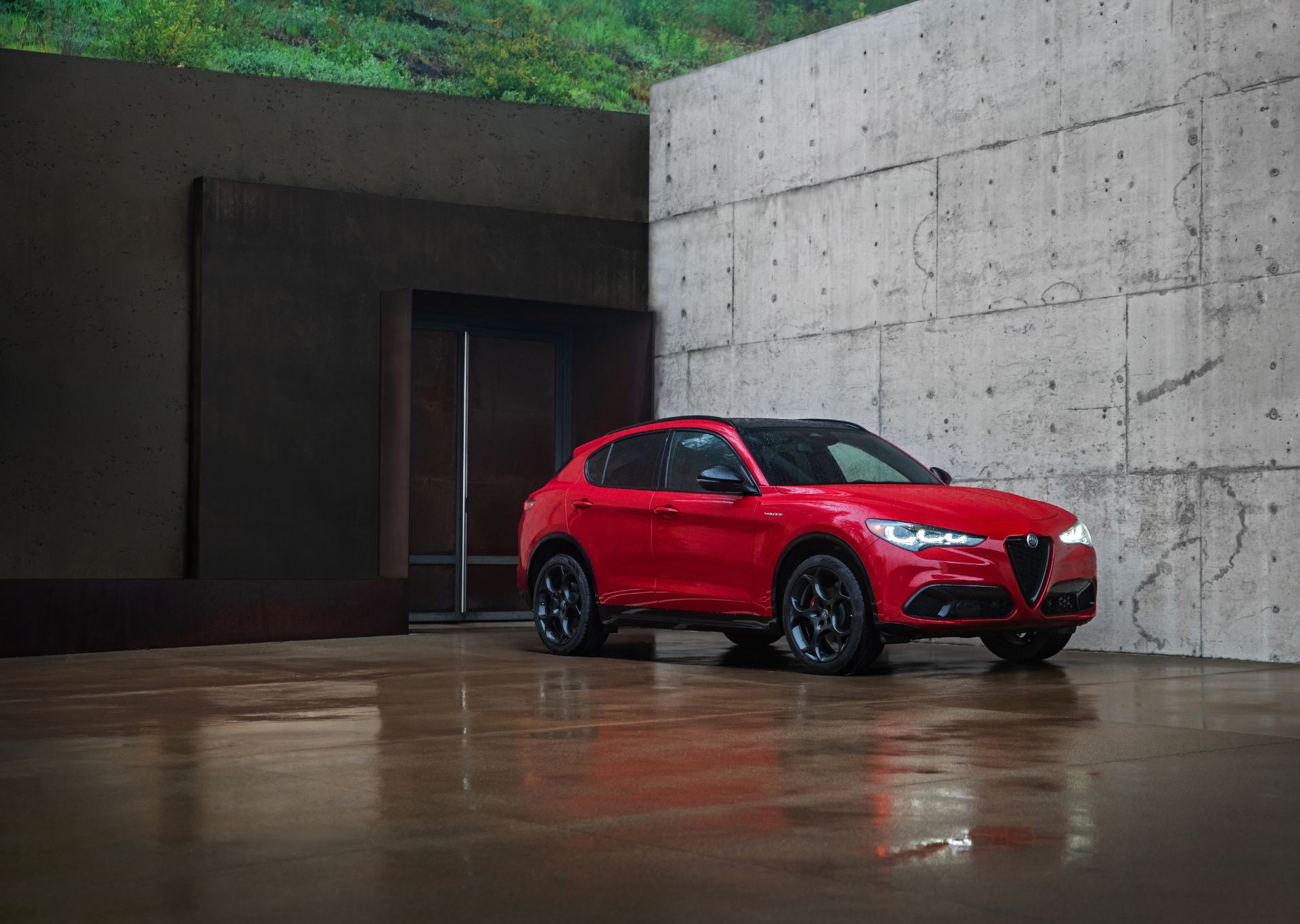2026 alfa romeo stelvio front three quarter red