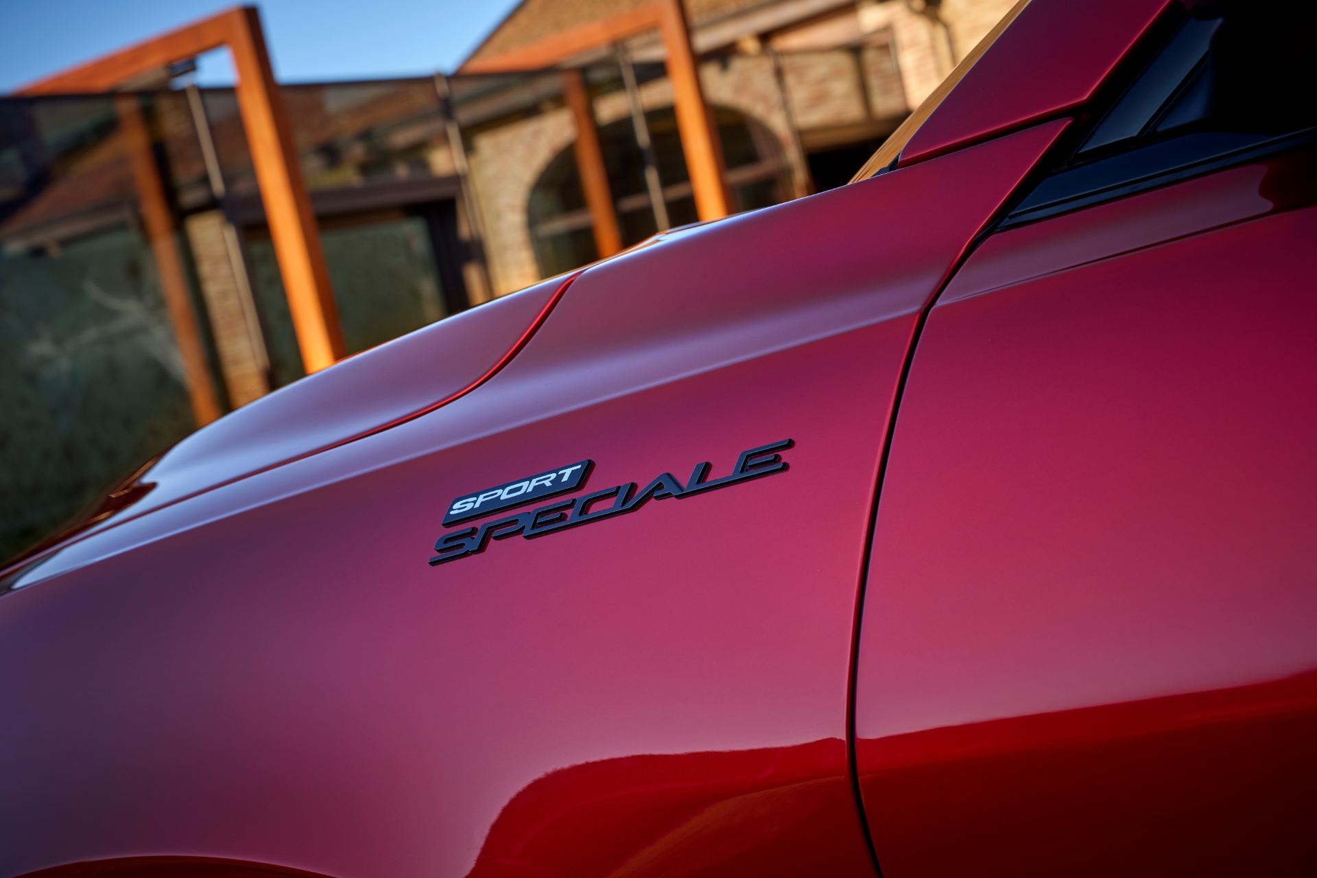 2026 alfa romeo tonale sport speciale badge red