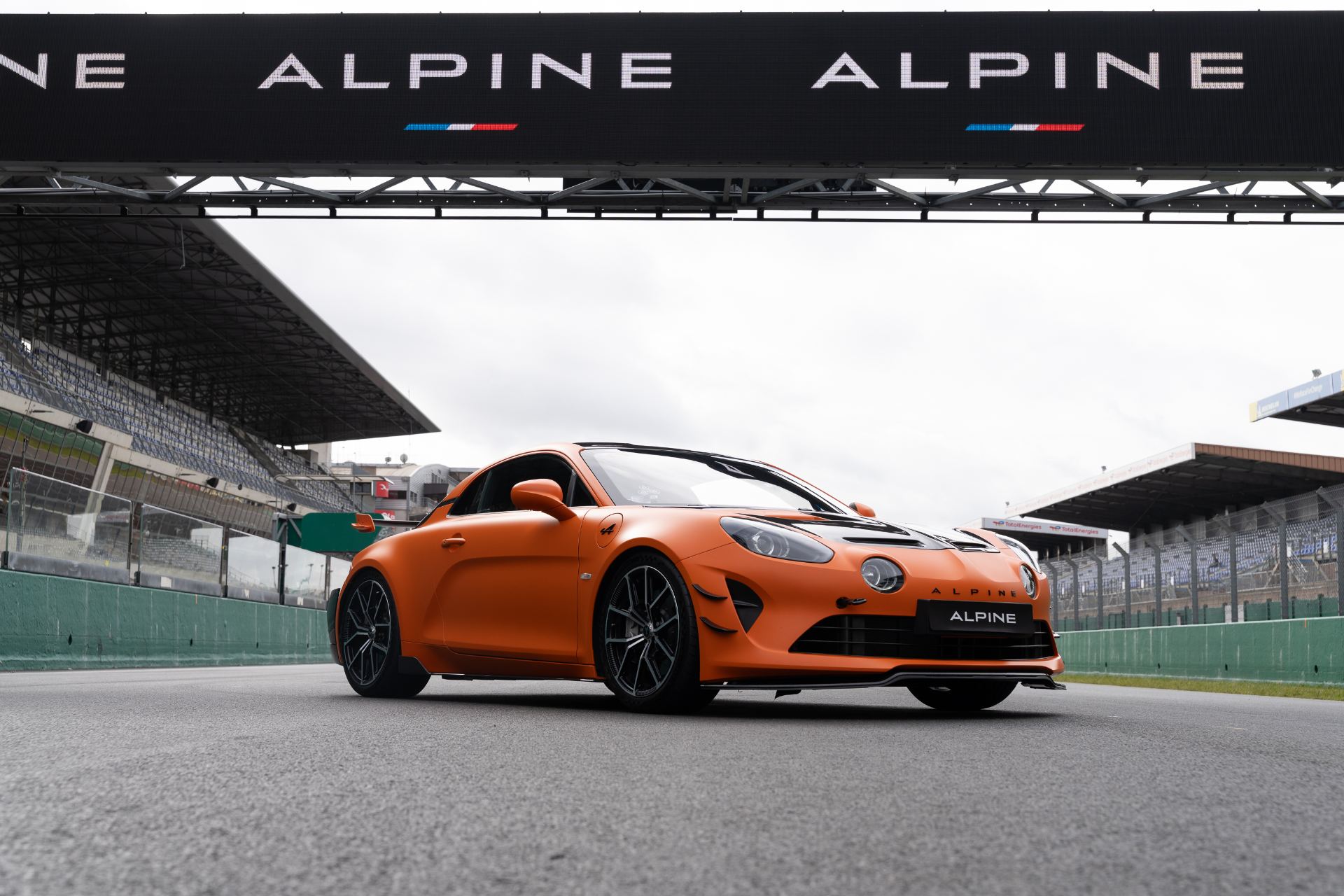 2026 alpine a110 r ultime front three quarter circuit orange