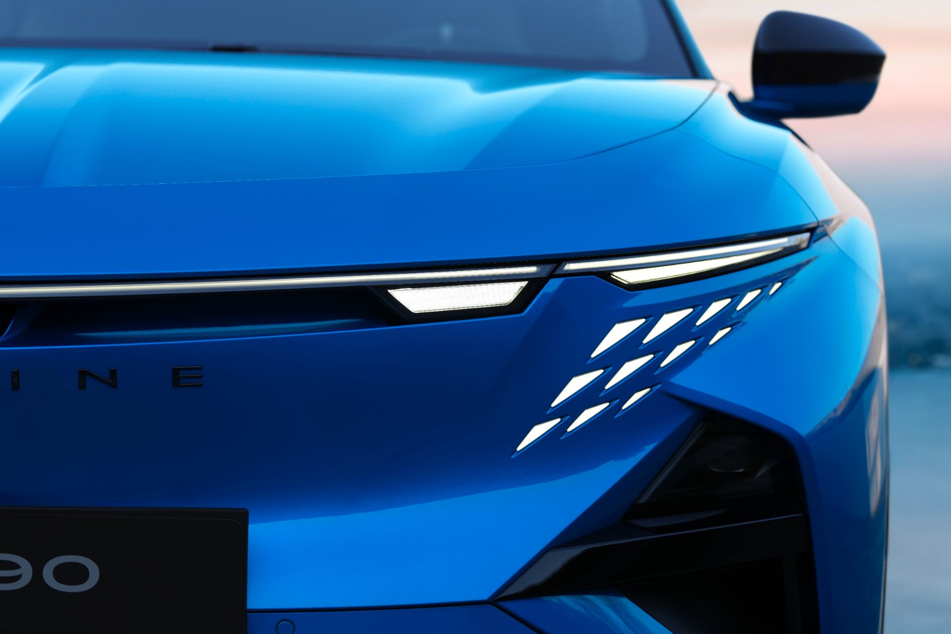 2026 alpine a390 front light signature blue