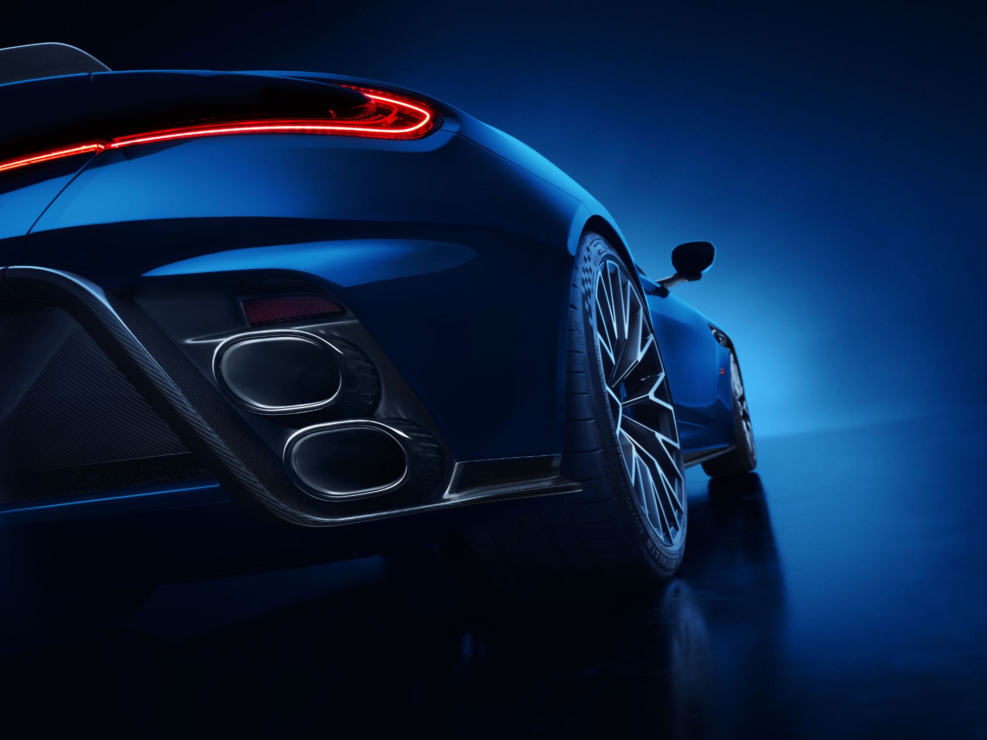 2026 aston martin db12 s rear diffuser exhaust