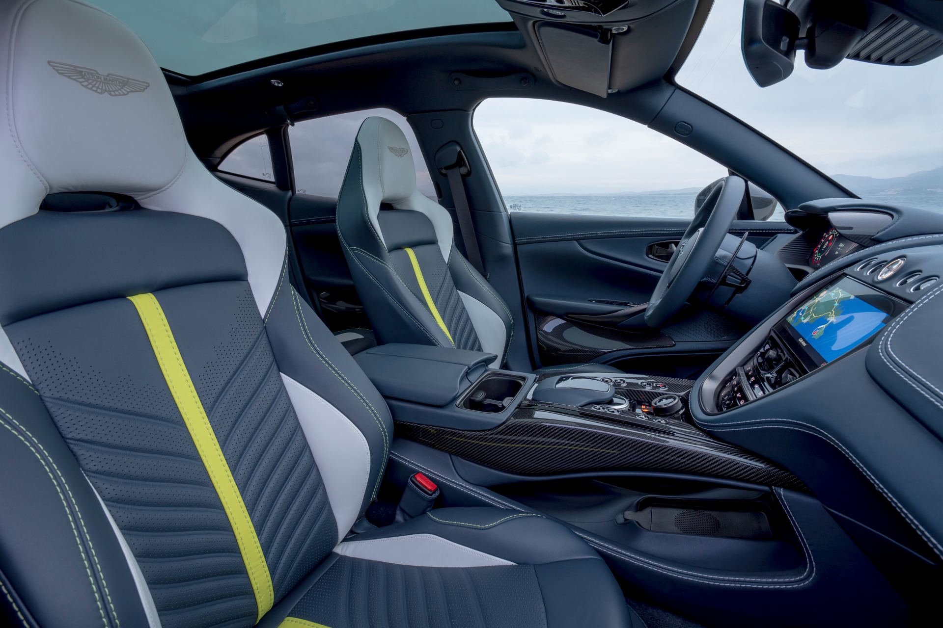 2026 aston martin dbx707 interior front seats
