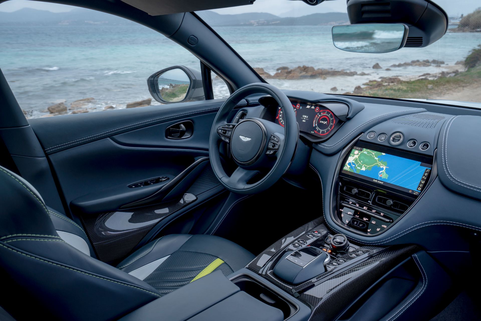 2026 aston martin dbx707 interior cockpit