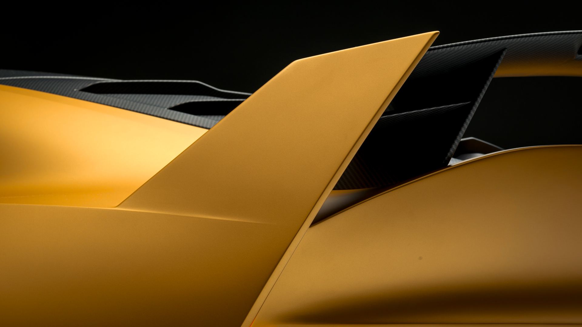 2026 aston martin valiant rear wing