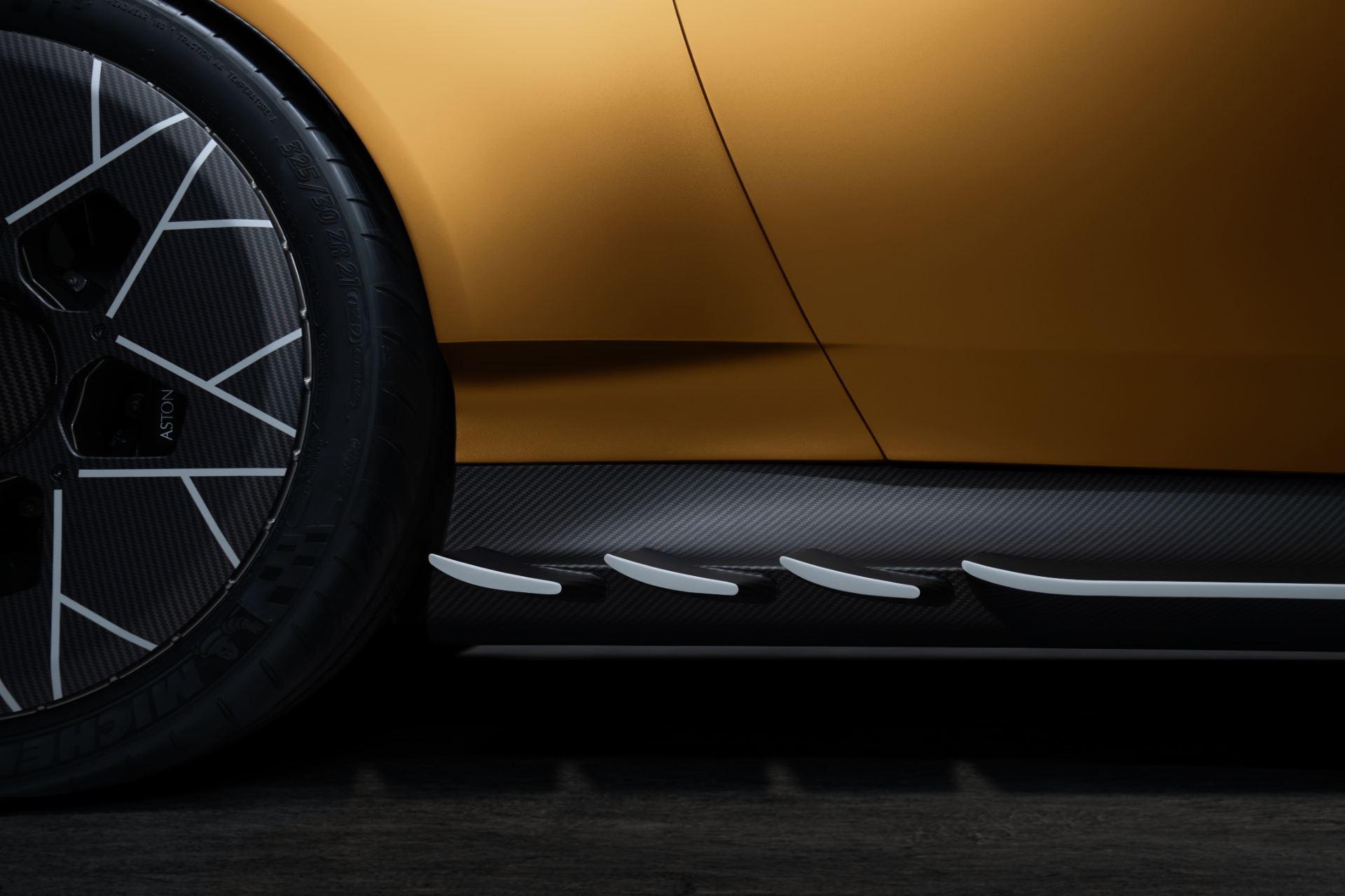 2026 aston martin valiant side skirt