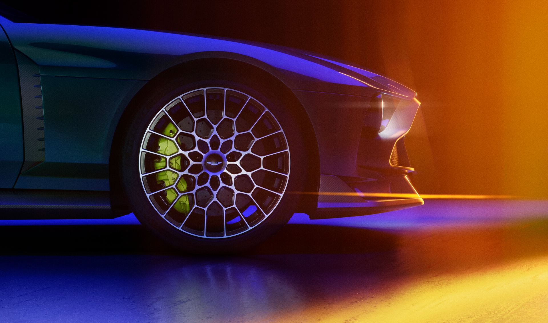 2026 aston martin valour wheel
