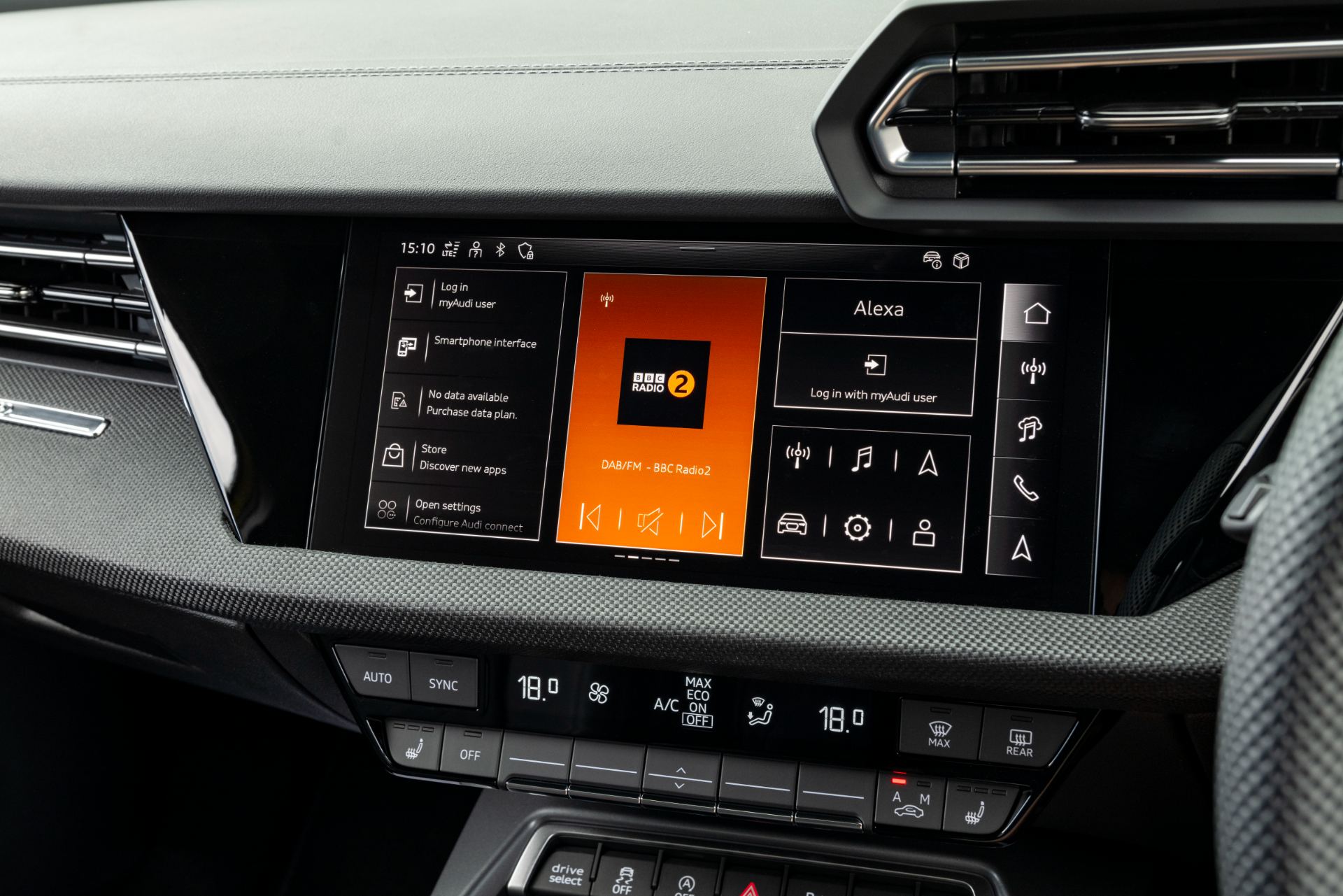 2025 audi a3 saloon interior infotainment