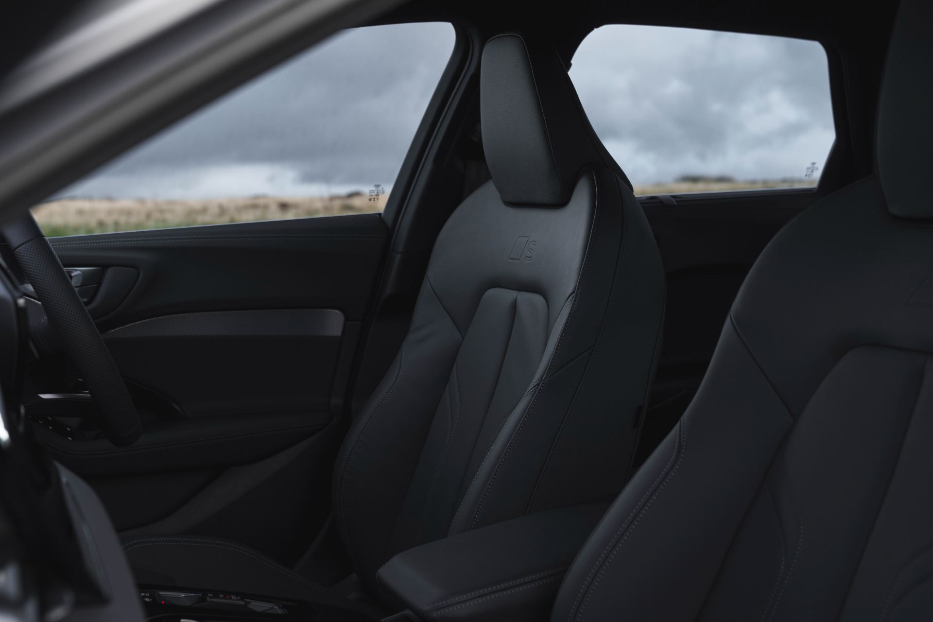 audi a5 avant interior front seats