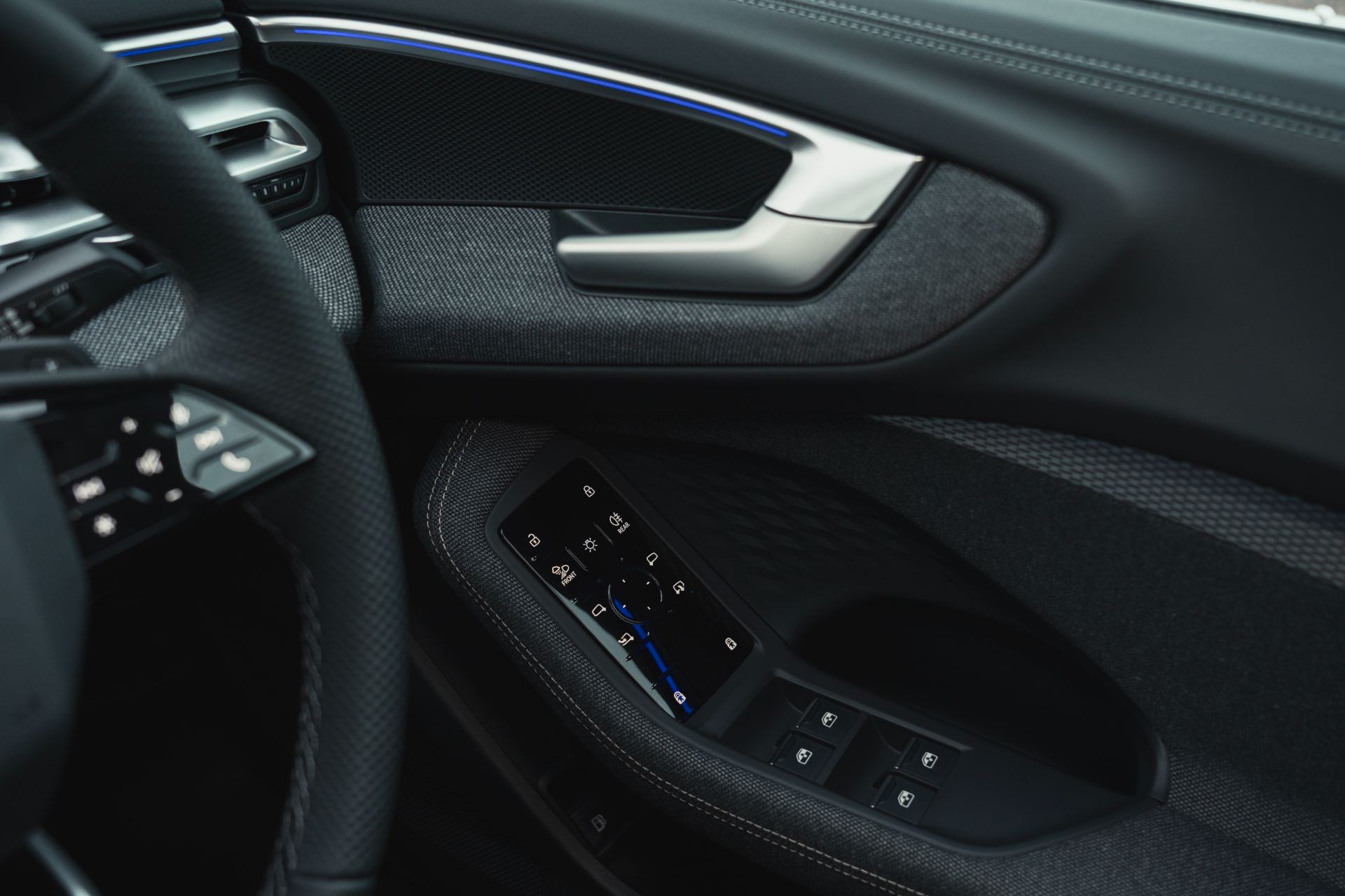 2026 audi a5 saloon e hybrid interior door controls