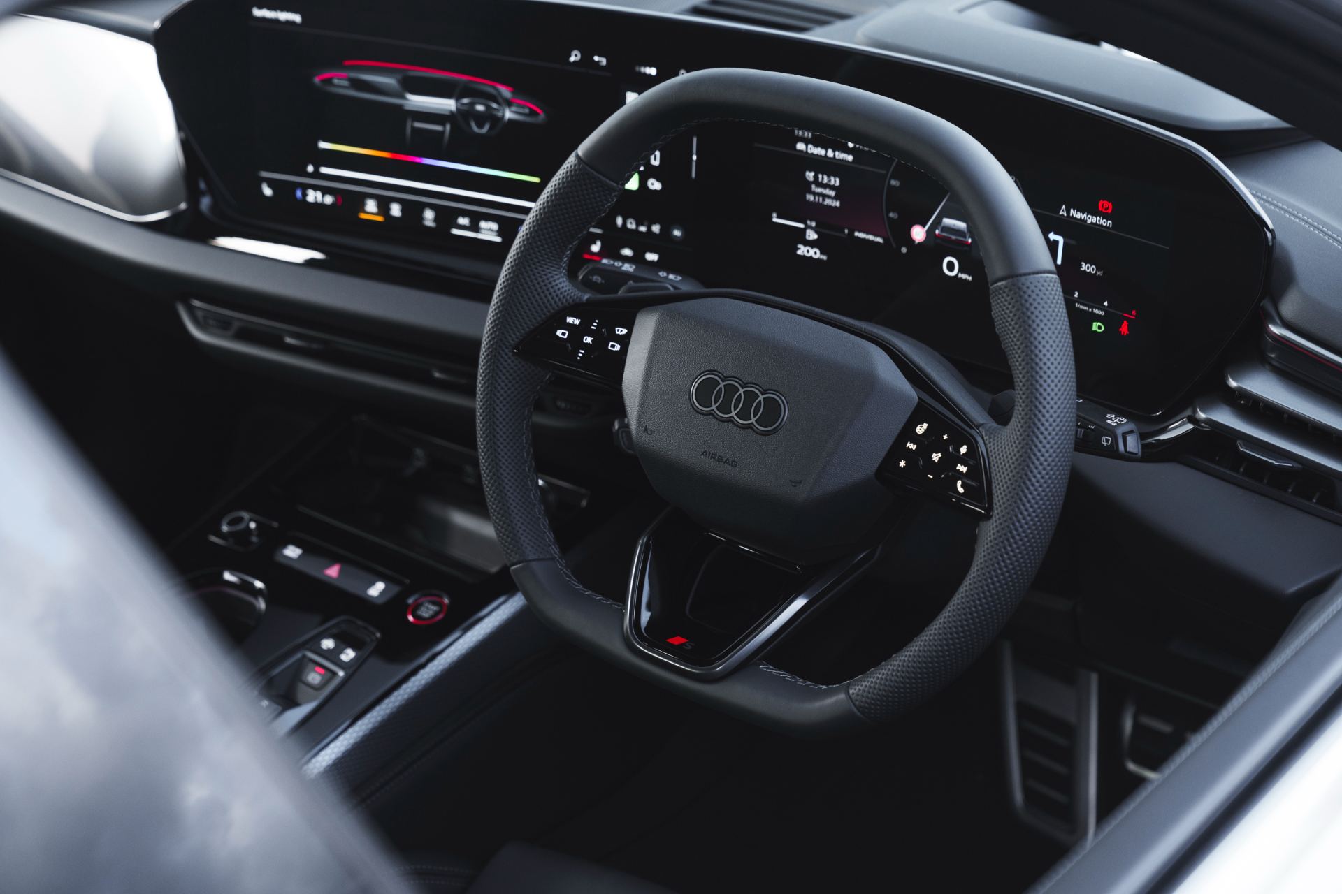 audi a5 saloon interior cockpit