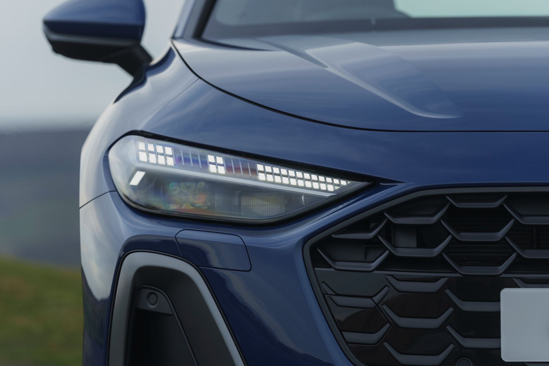 audi a5 saloon headlight blue