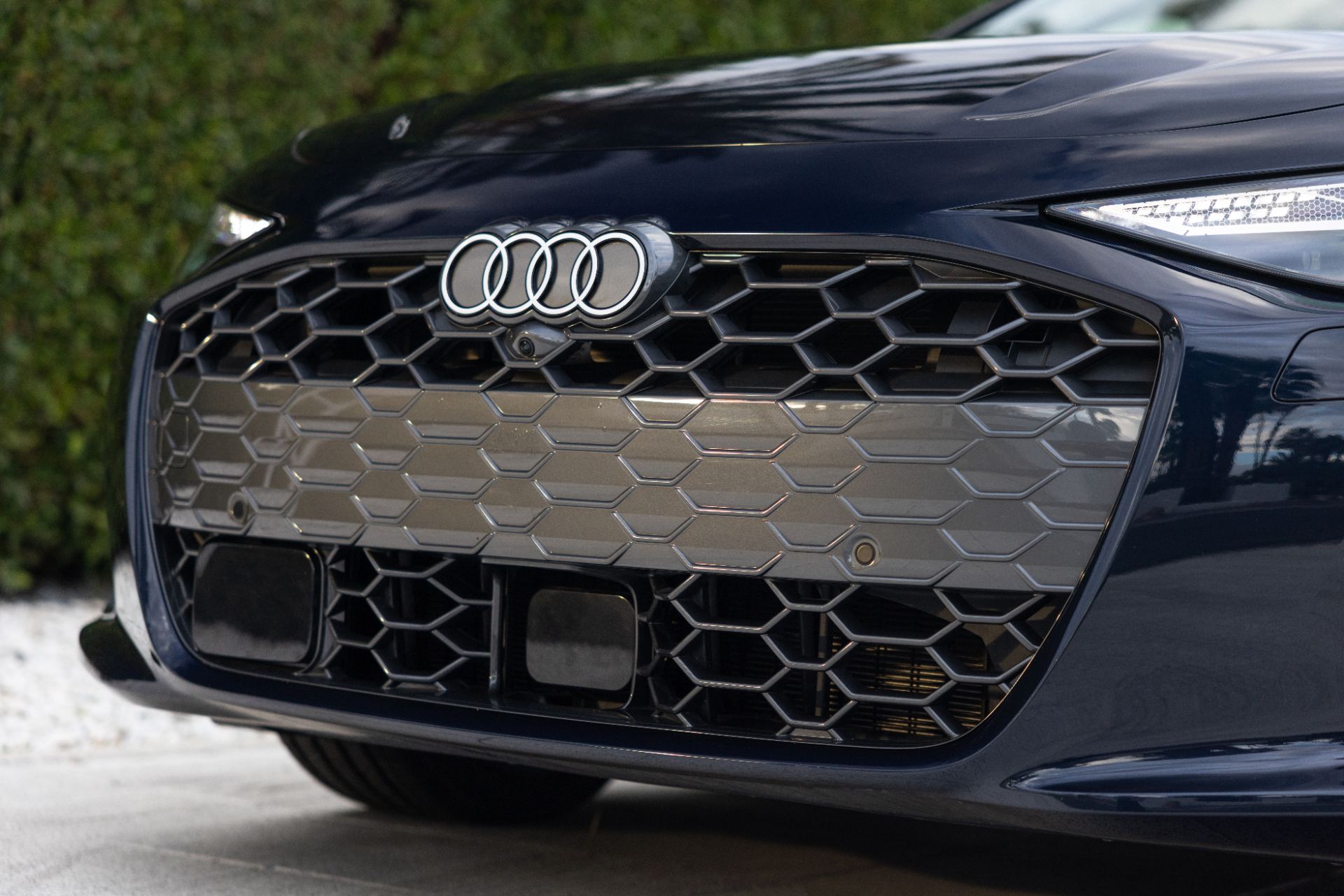 2026 audi a6 grille dark blue