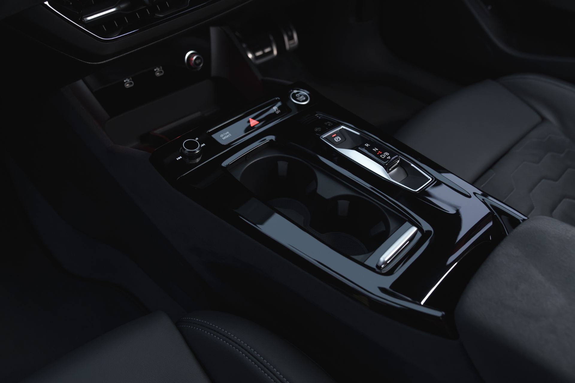 2026 audi a6 avant e tron interior center console