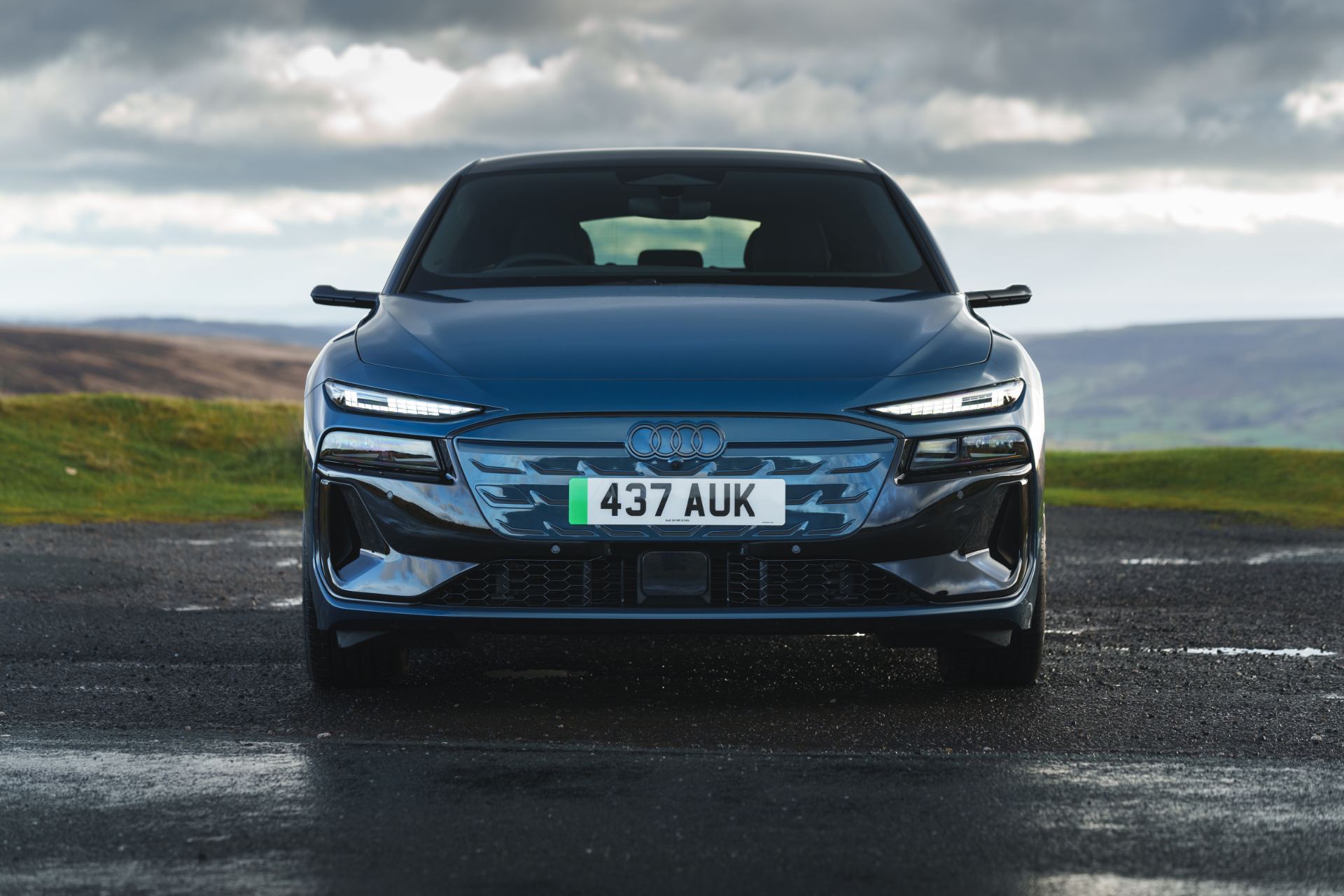 2026 audi a6 avant e tron front blue