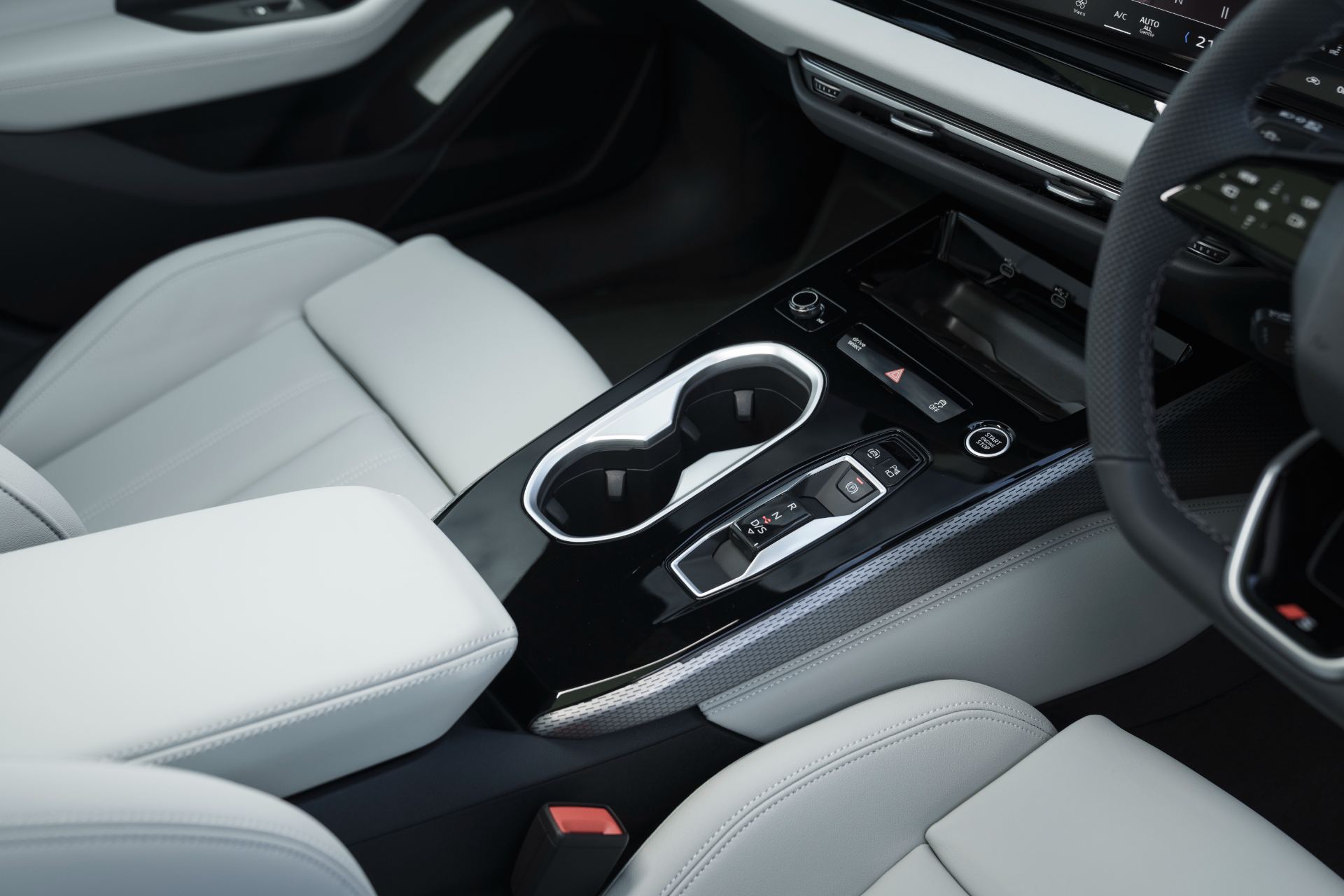 2026 audi a6 avant interior center console