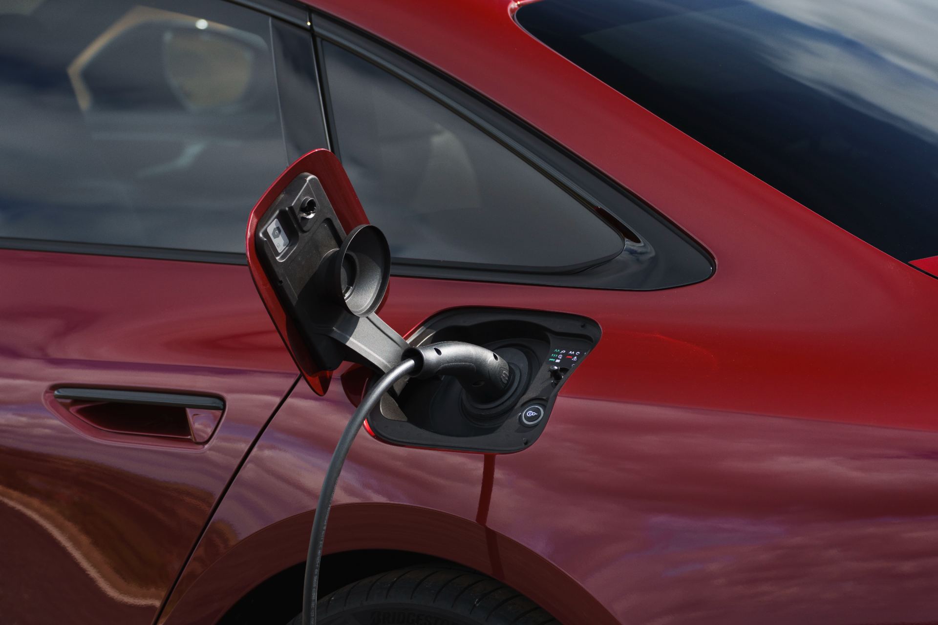 2026 audi a6 saloon e hybrid charging port