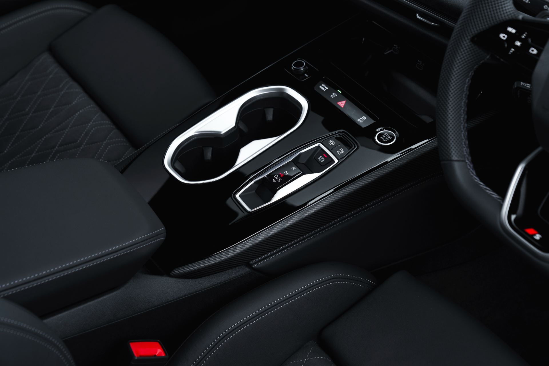 2026 audi a6 saloon e hybrid interior center console