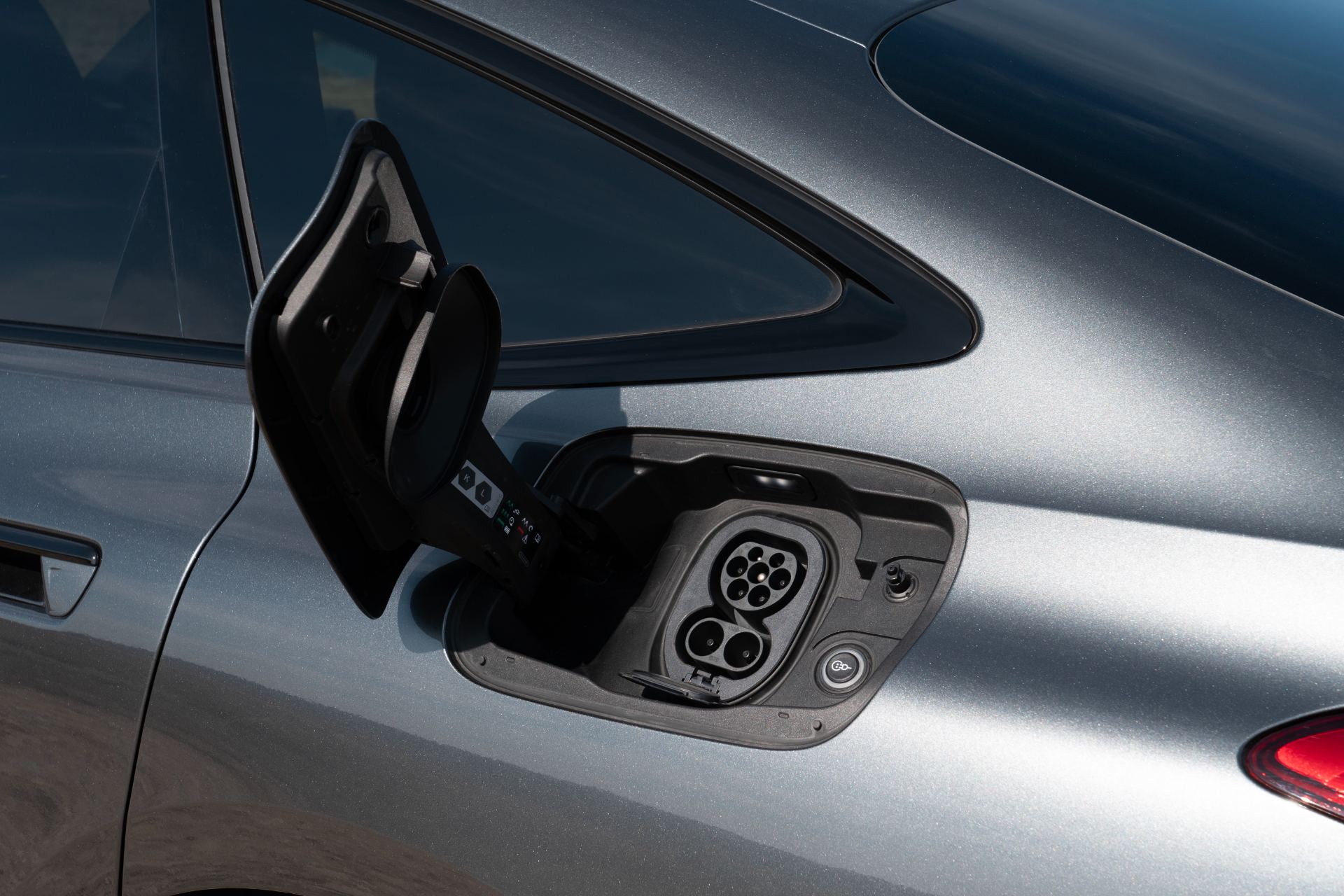 2026 audi a6 sportback e tron charging port grey