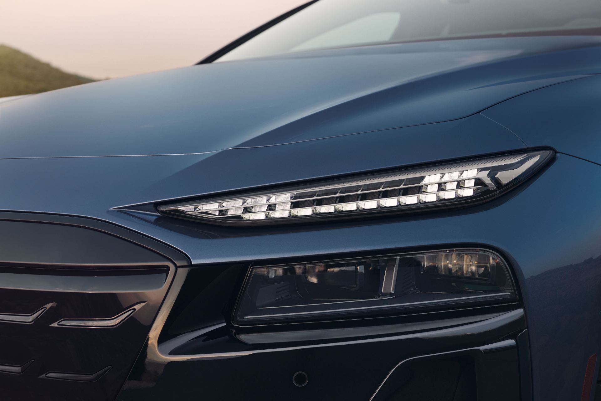 2027 audi a6 sportback e tron headlight blue grey