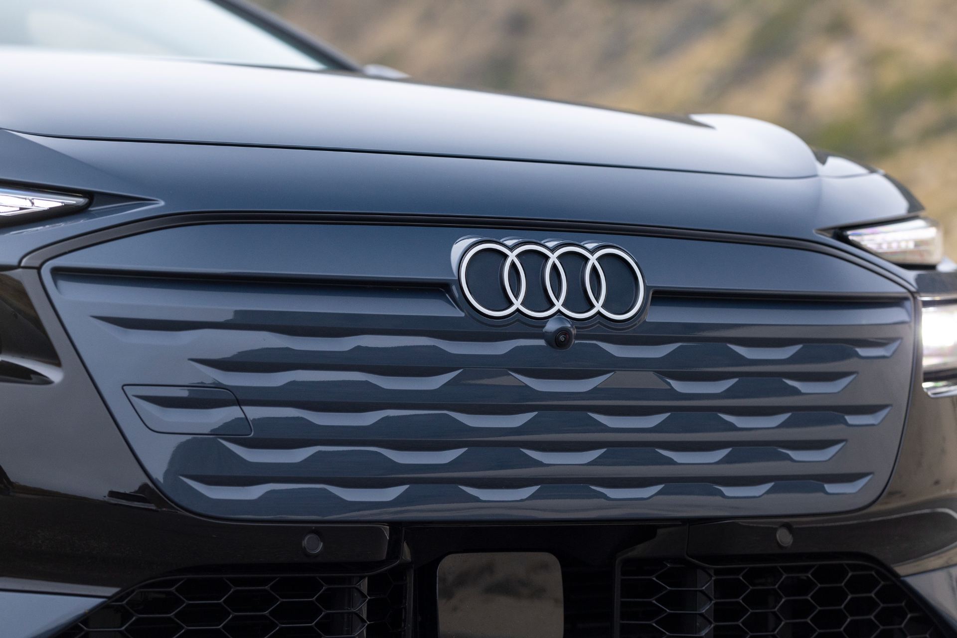 2027 audi a6 sportback e tron grille rings grey