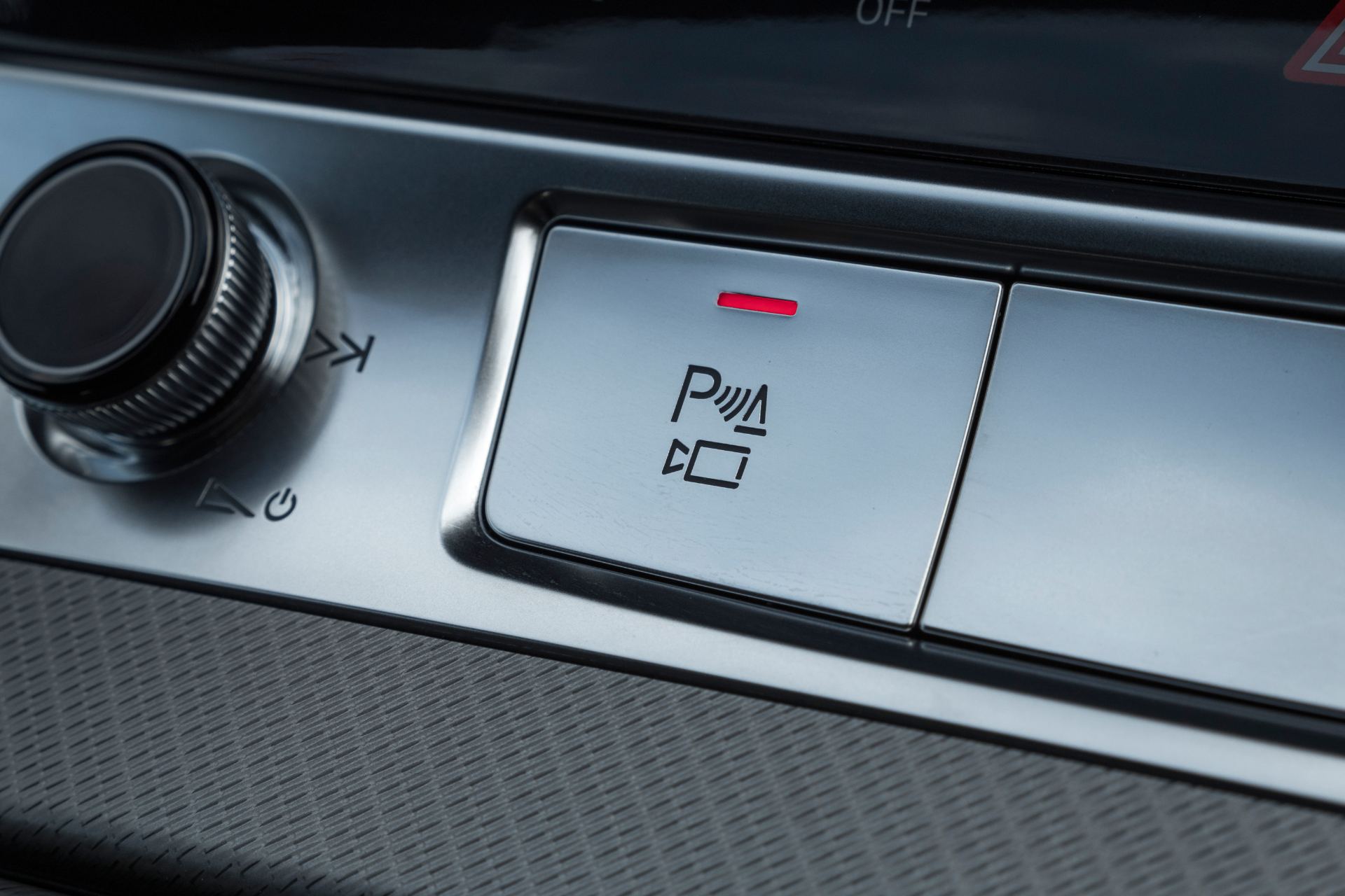 2025 audi a7 sportback interior park assist button