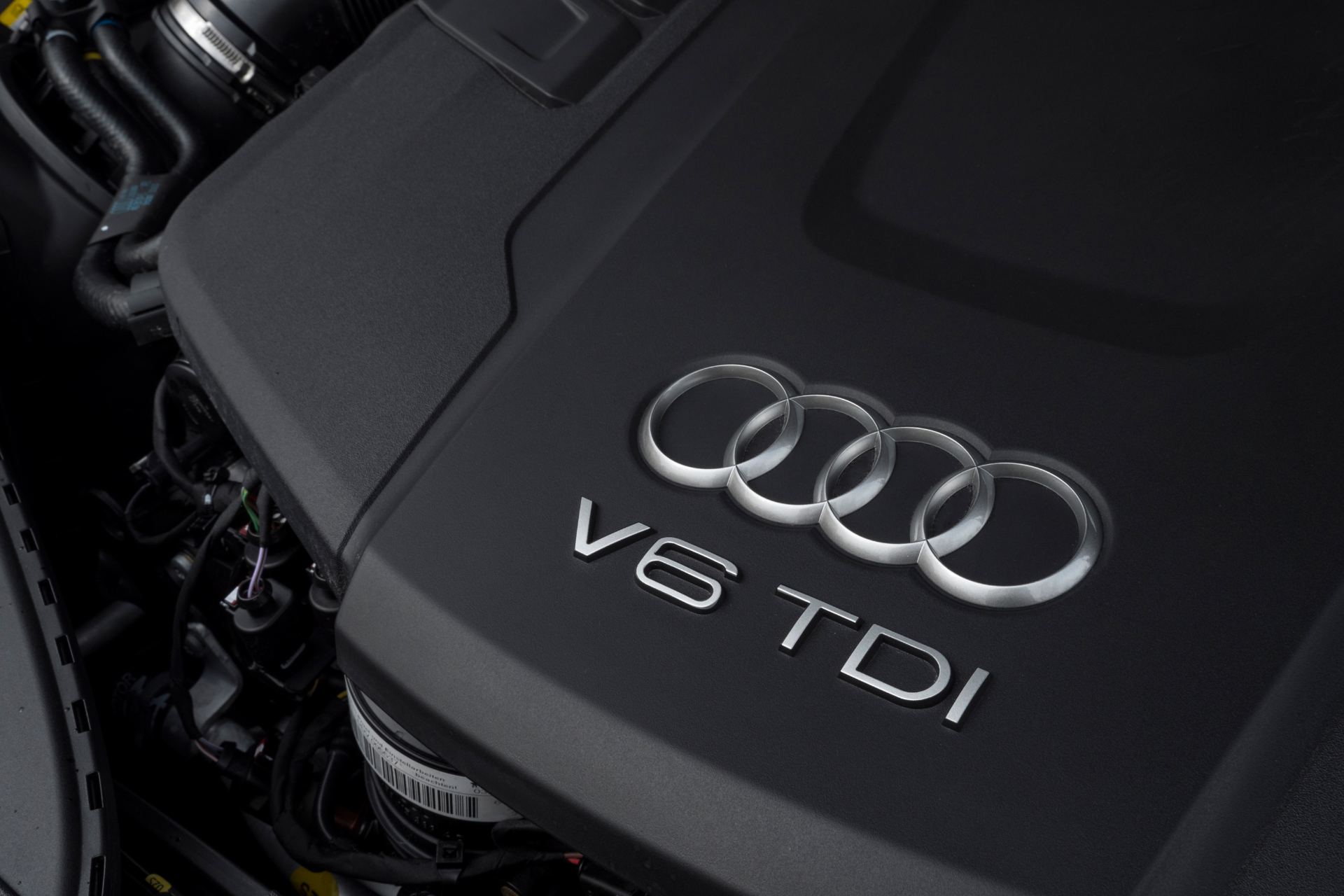 2025 audi a7 sportback v6 tdi engine cover