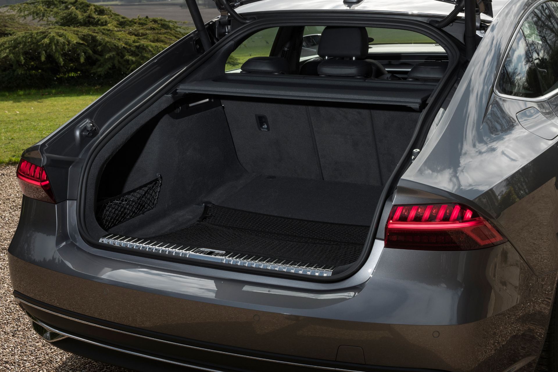 2025 audi a7 sportback cargo space grey