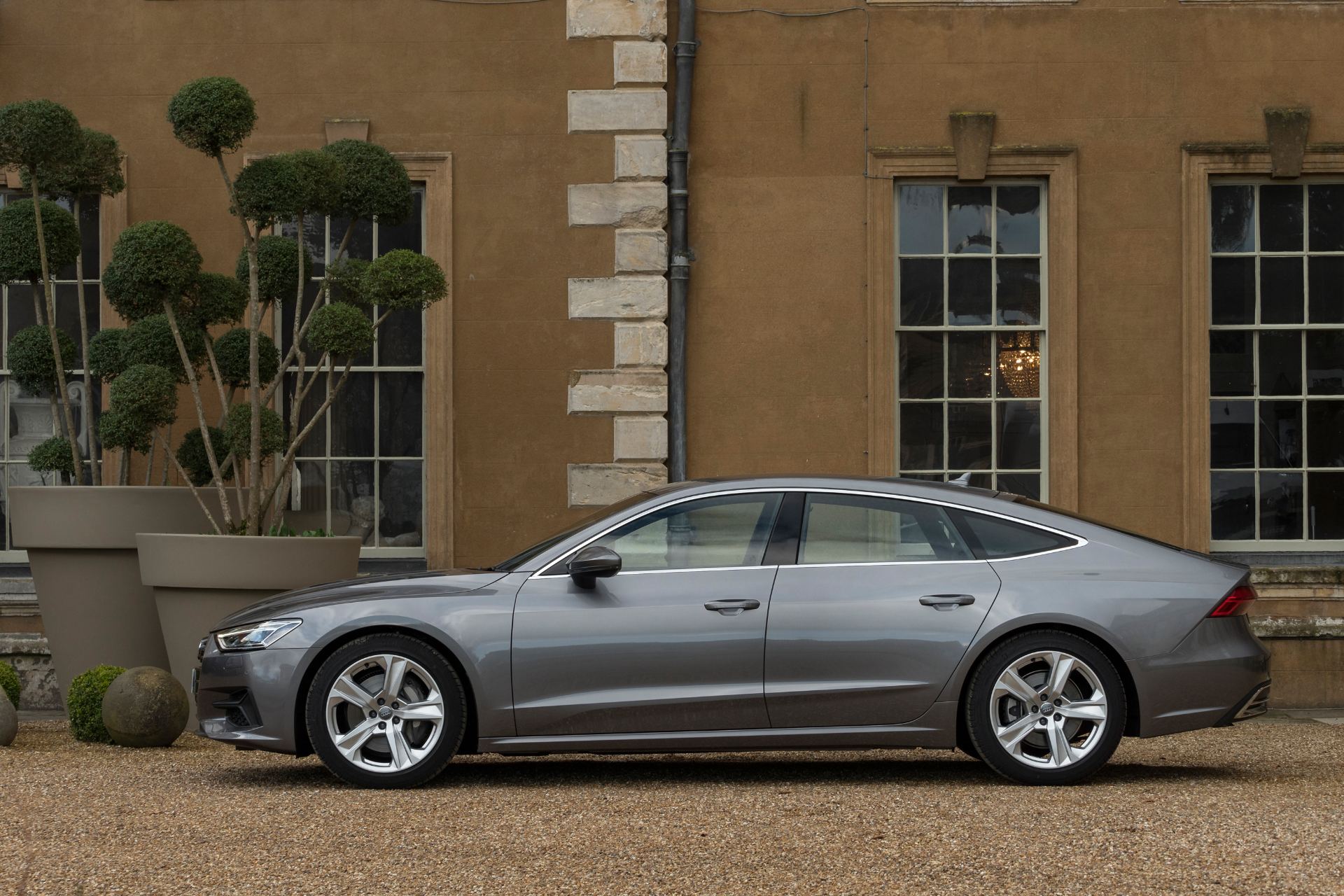 2025 audi a7 sportback side profile country house grey