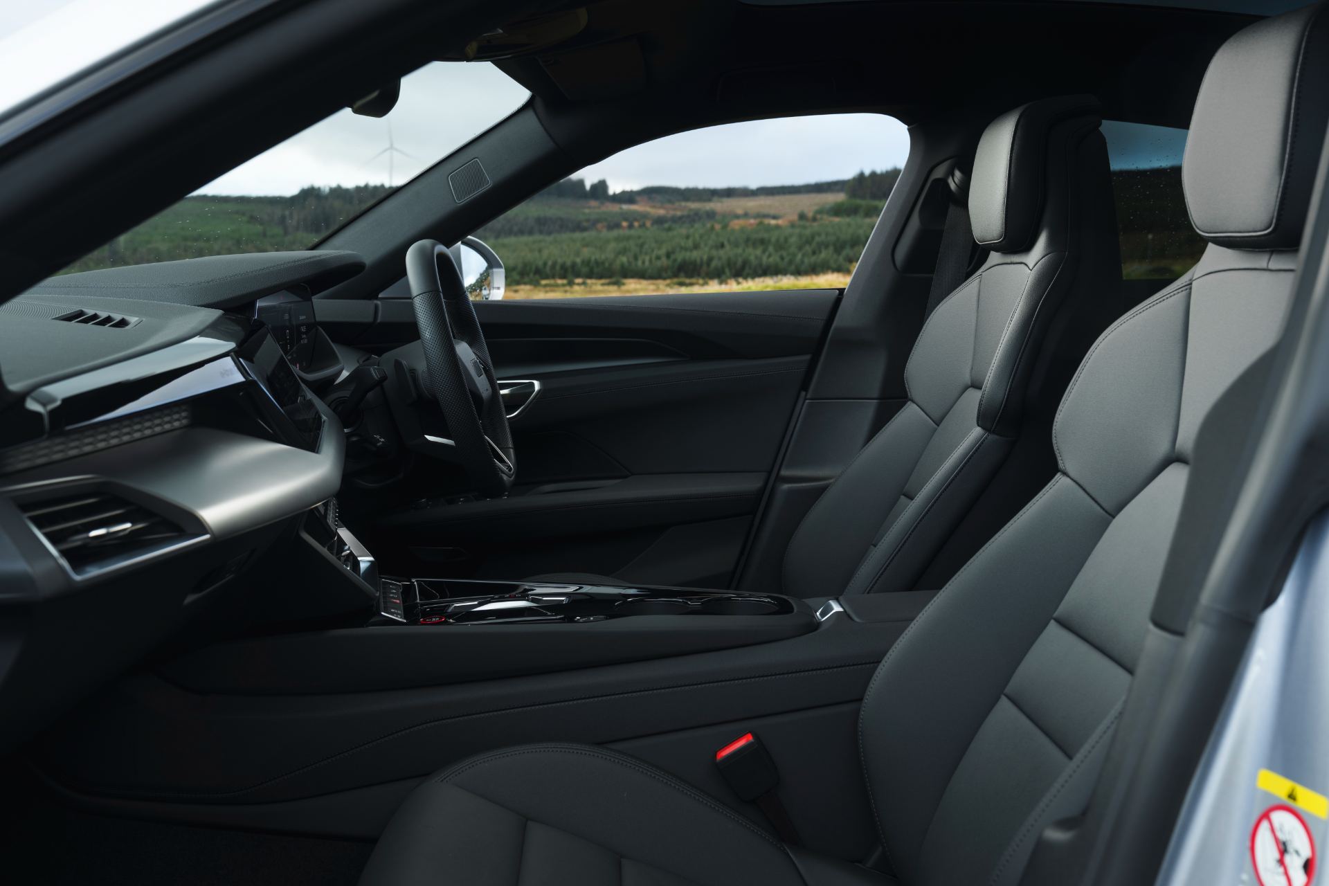 2026 audi e tron gt quattro interior front seats