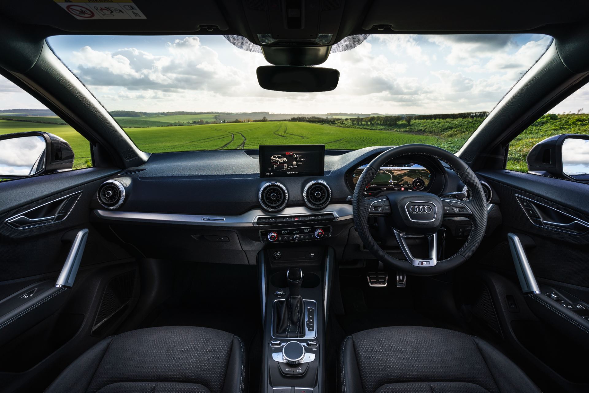 2025 audi q2 interior dashboard