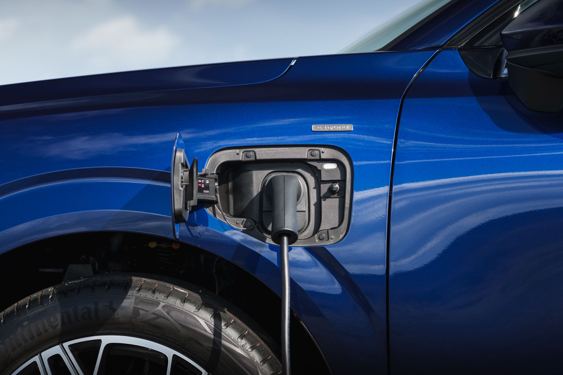 2026 audi q3 e hybrid charging port