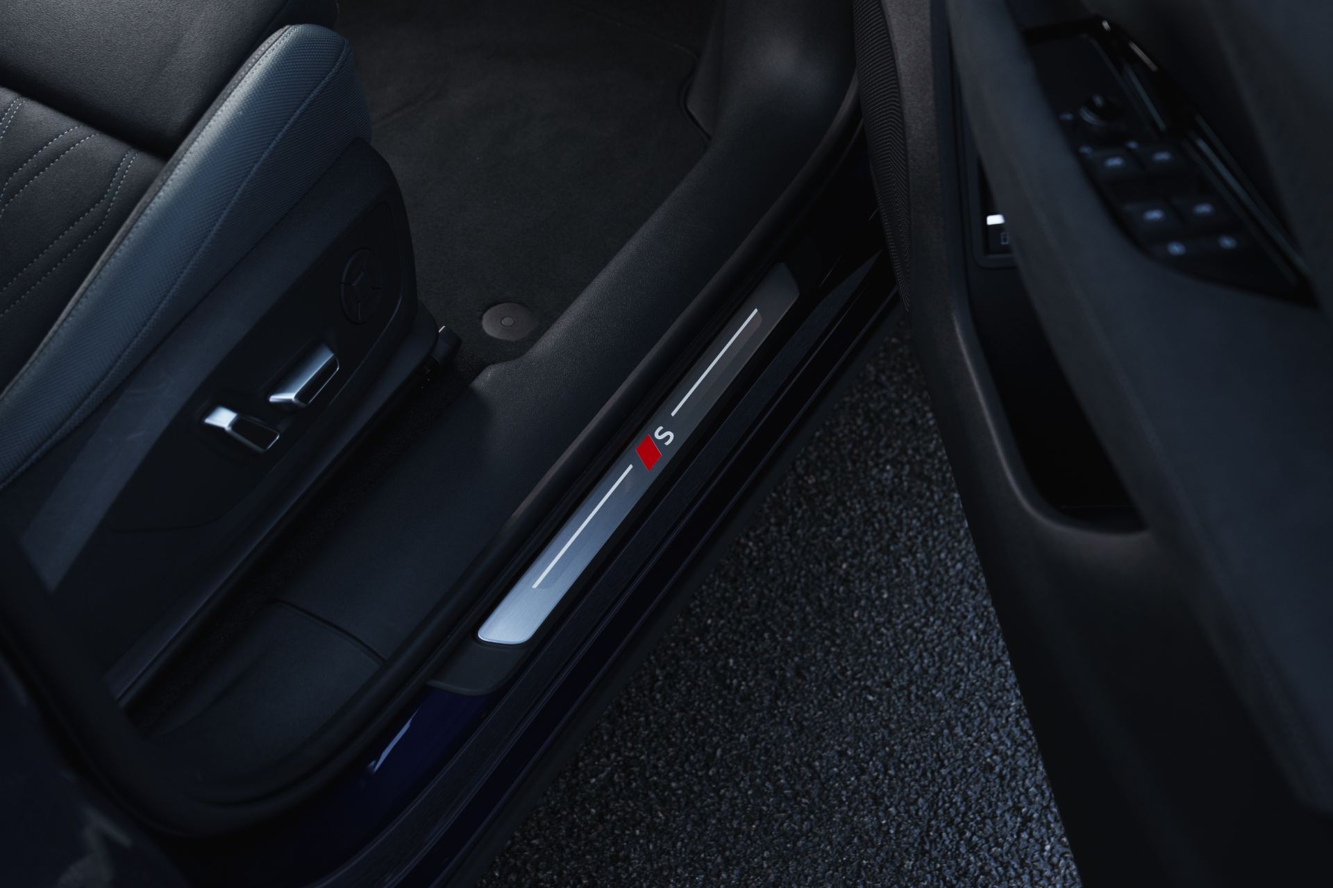 2026 audi q3 sportback e hybrid interior s sill plate