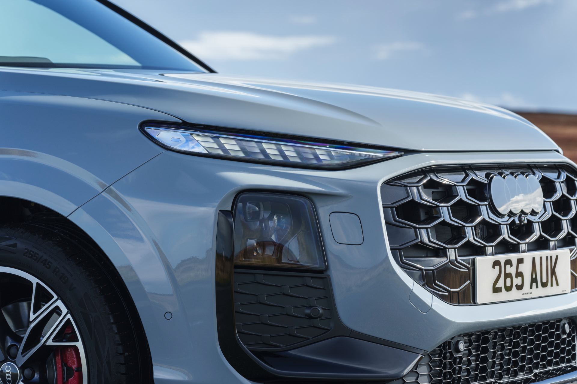 2026 audi q3 headlight grille silver