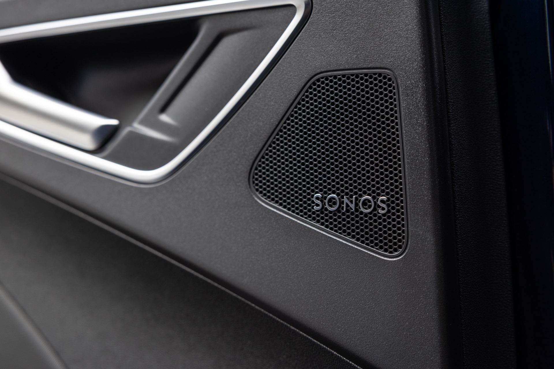 2026 audi q4 e tron interior sonos door speaker