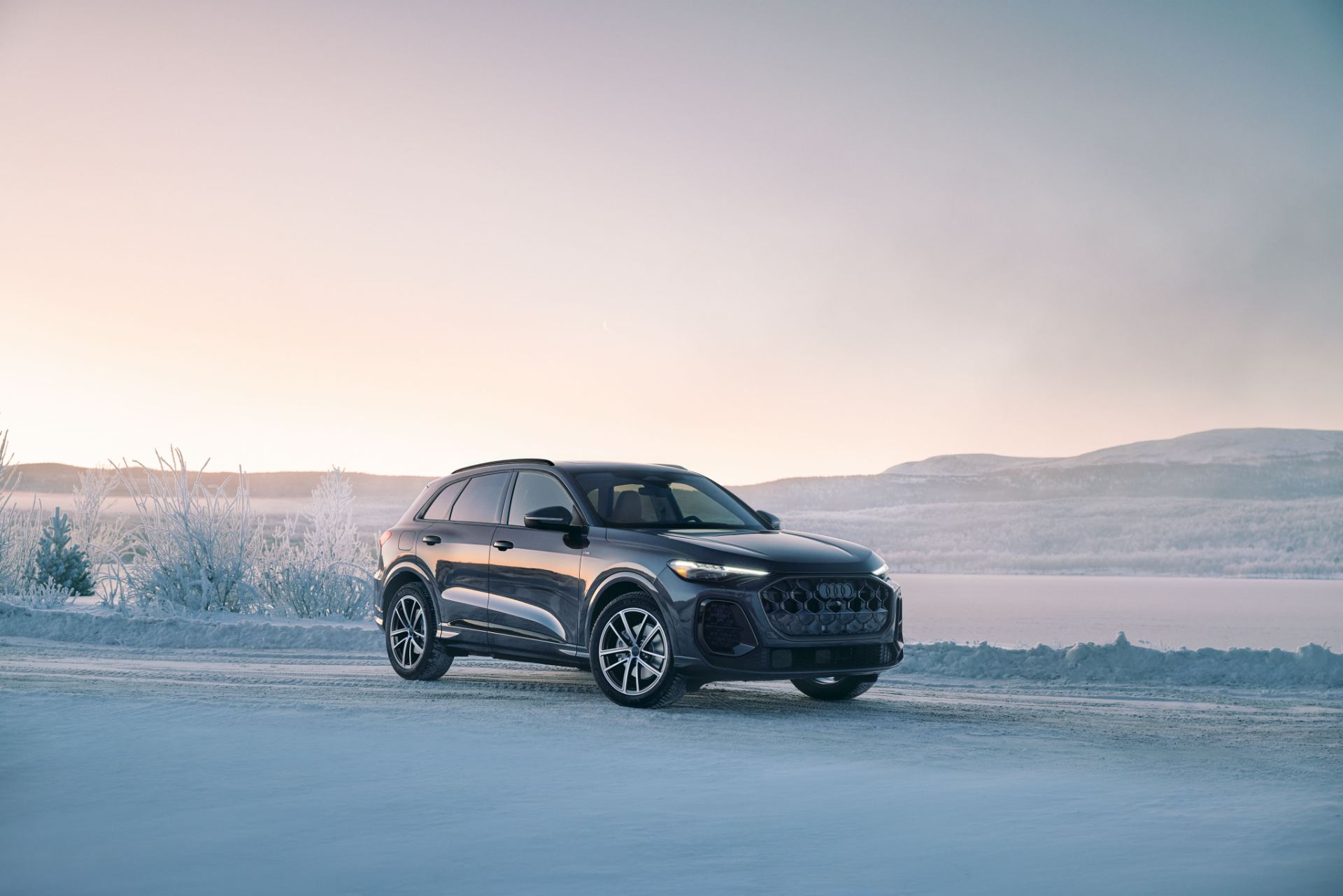 2026 audi q5 front three quarter frost grey