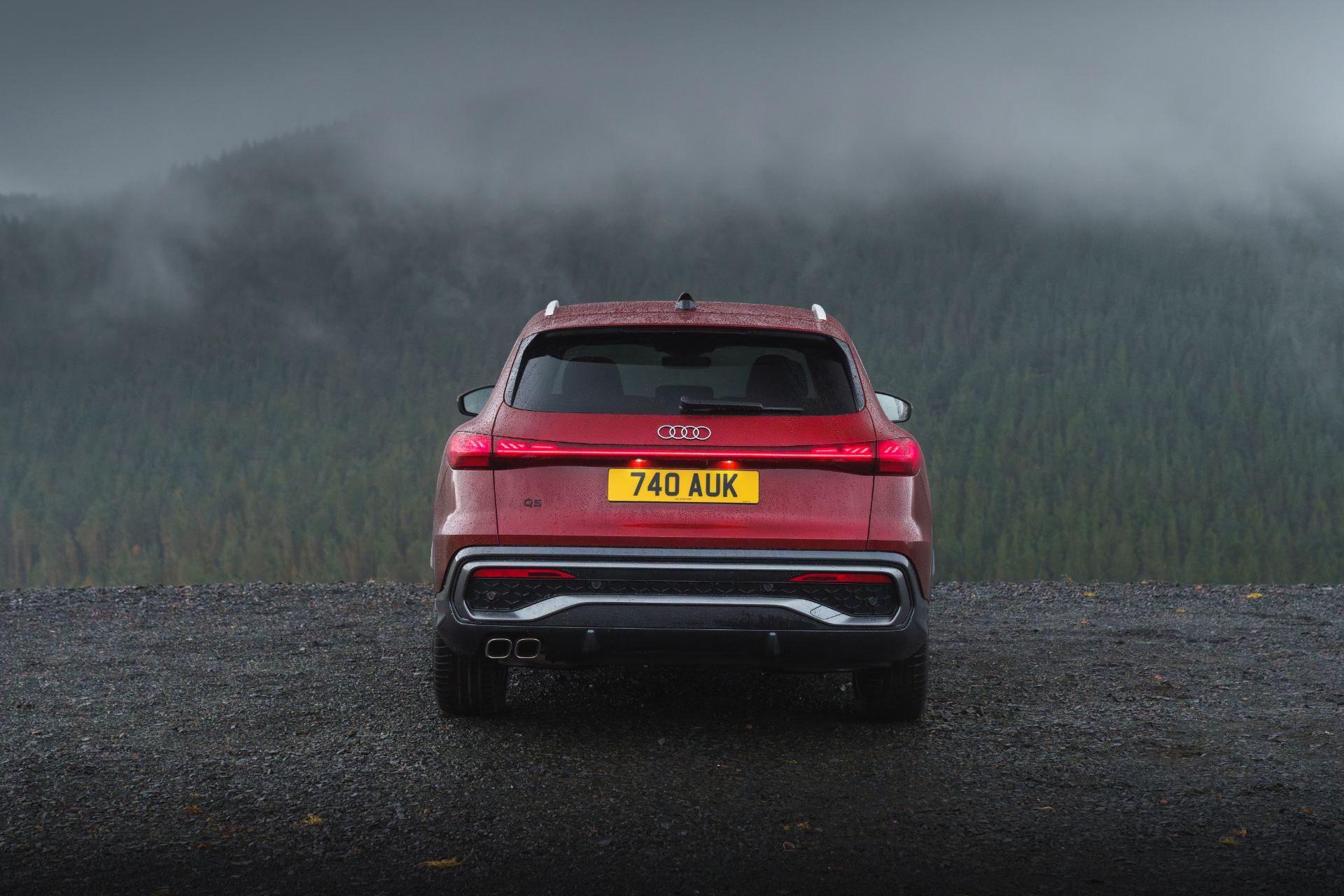 2026 audi q5 suv rear fog red