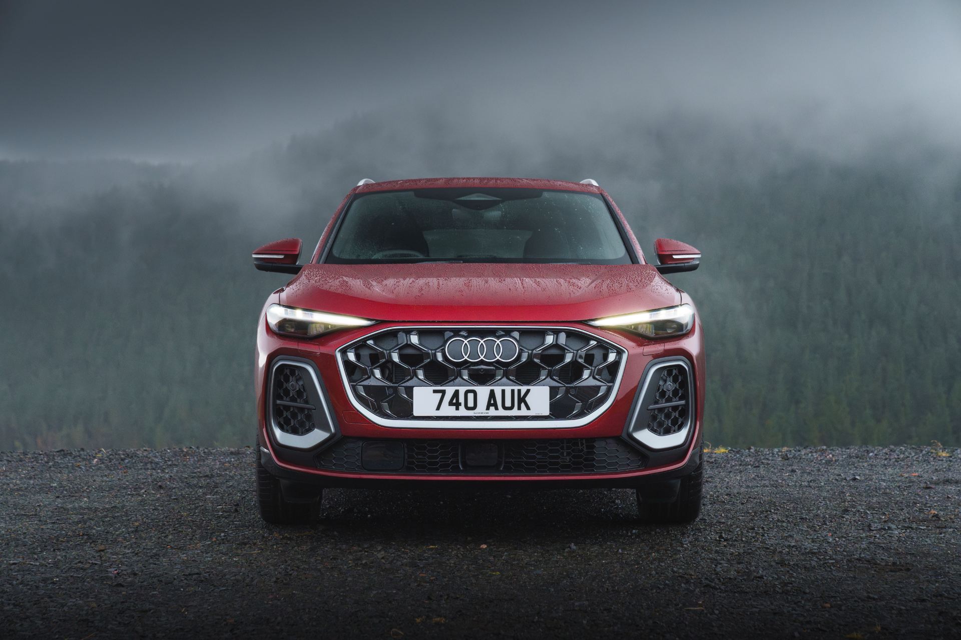2026 audi q5 suv front fog red