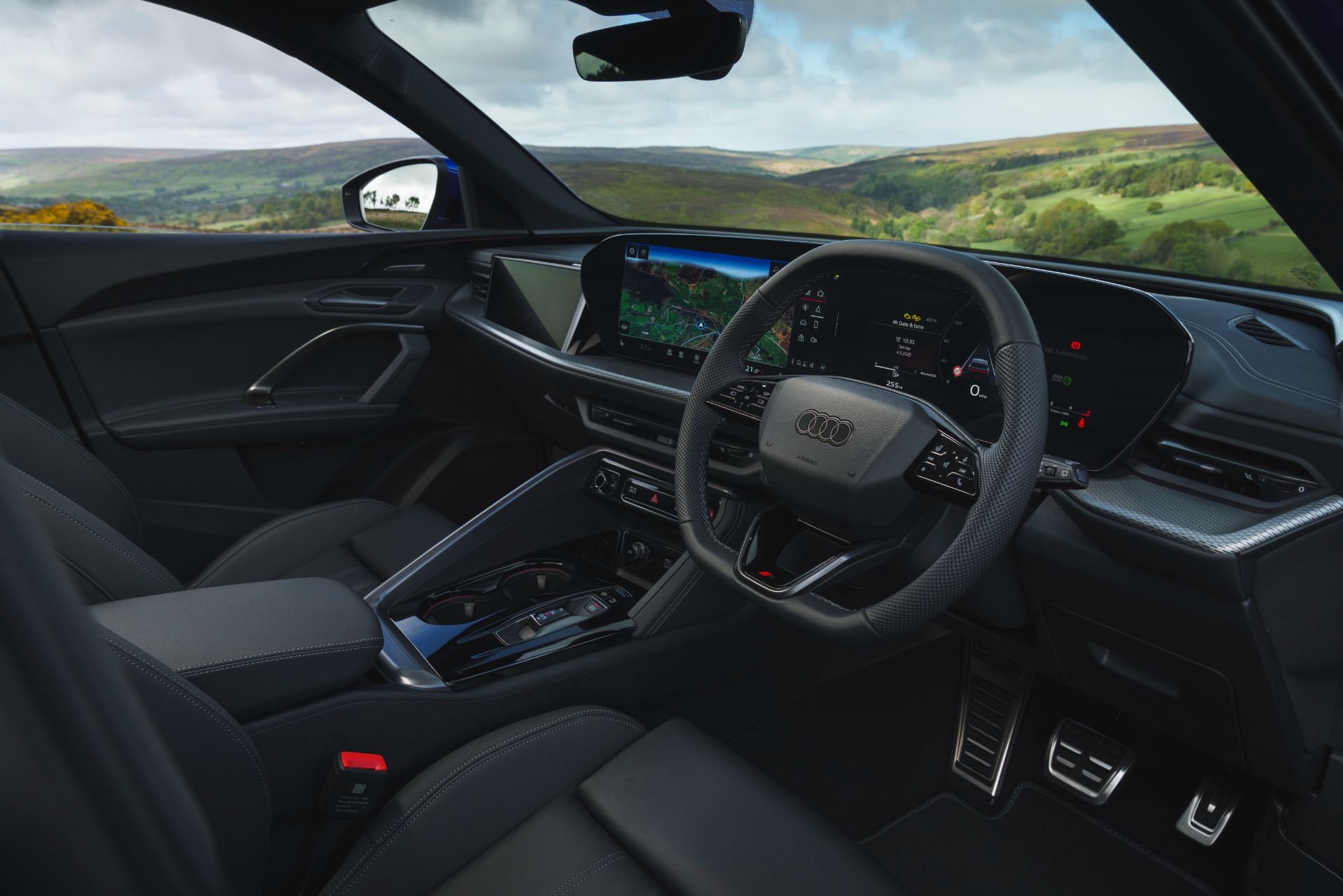 2026 audi q5 sportback e hybrid interior cockpit