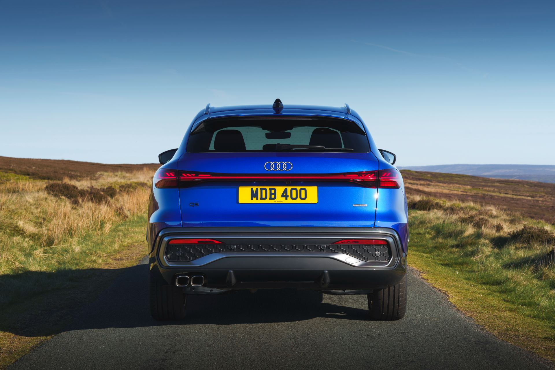 2026 audi q5 sportback e hybrid rear blue