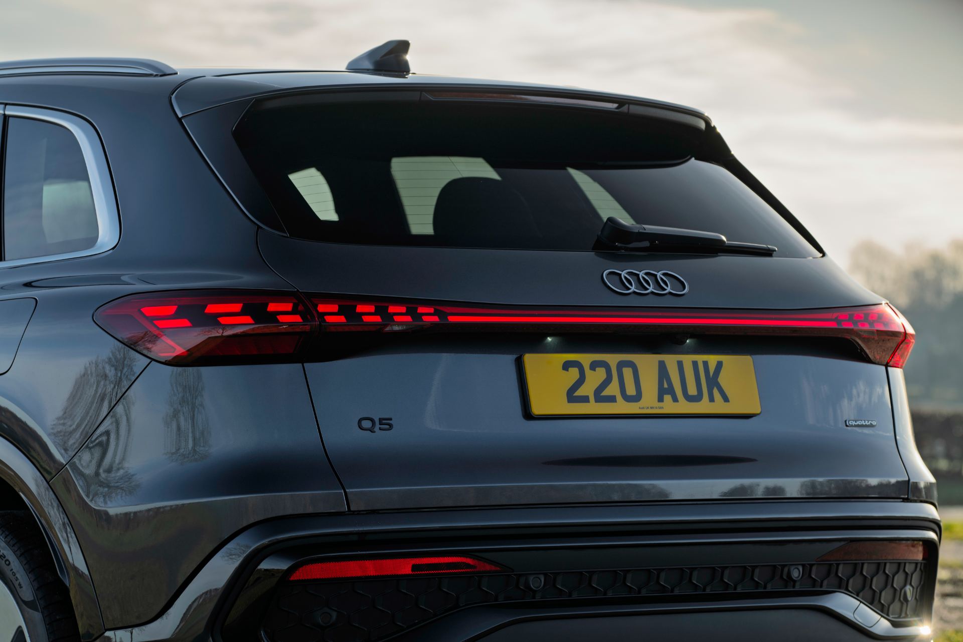 2026 audi q5 suv e hybrid taillight grey