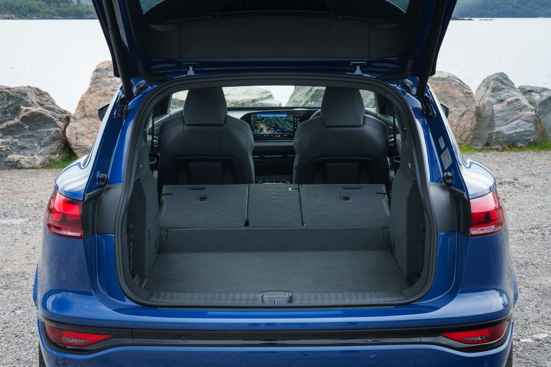 2026 audi q6 e tron cargo space seats folded