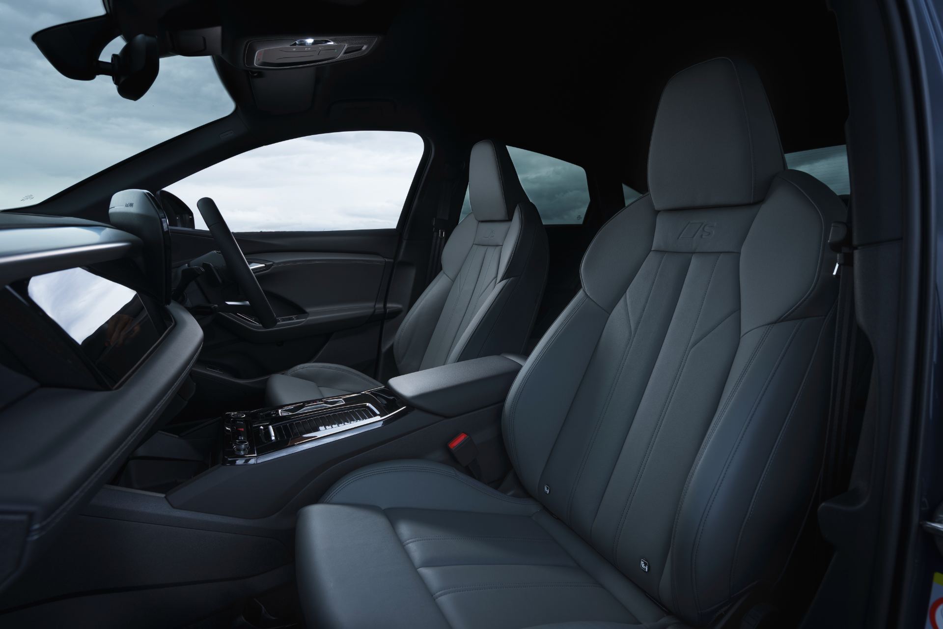 2026 audi q6 sportback e tron interior front seats