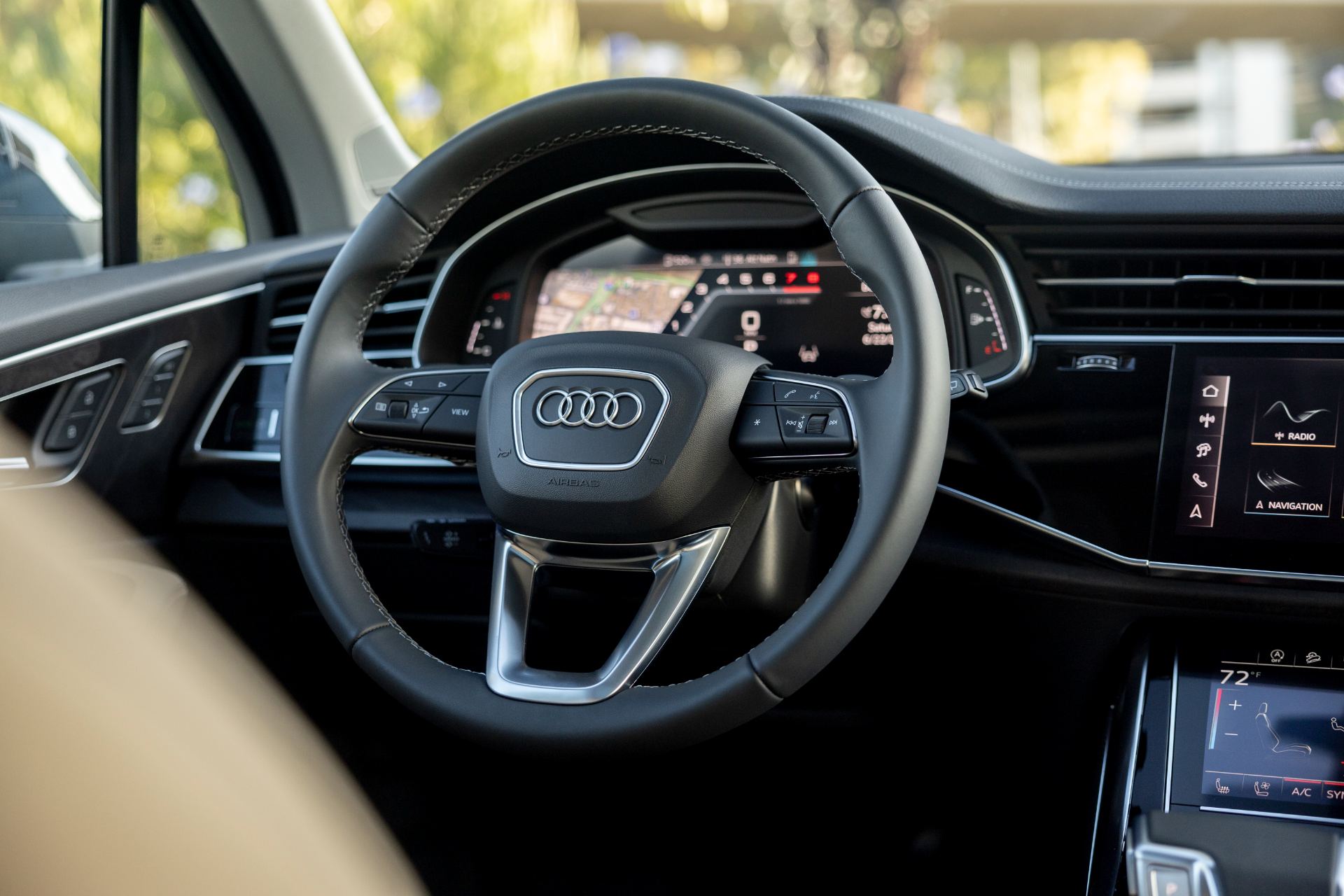 2026 audi q7 interior steering wheel