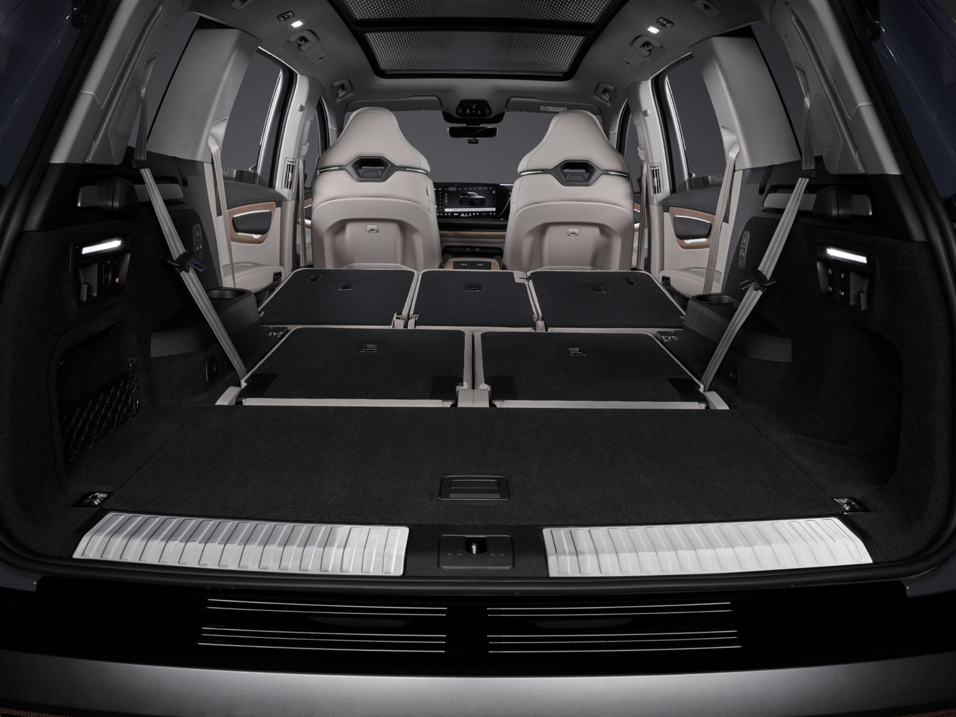 2026 audi q7 suv cargo space seats folded
