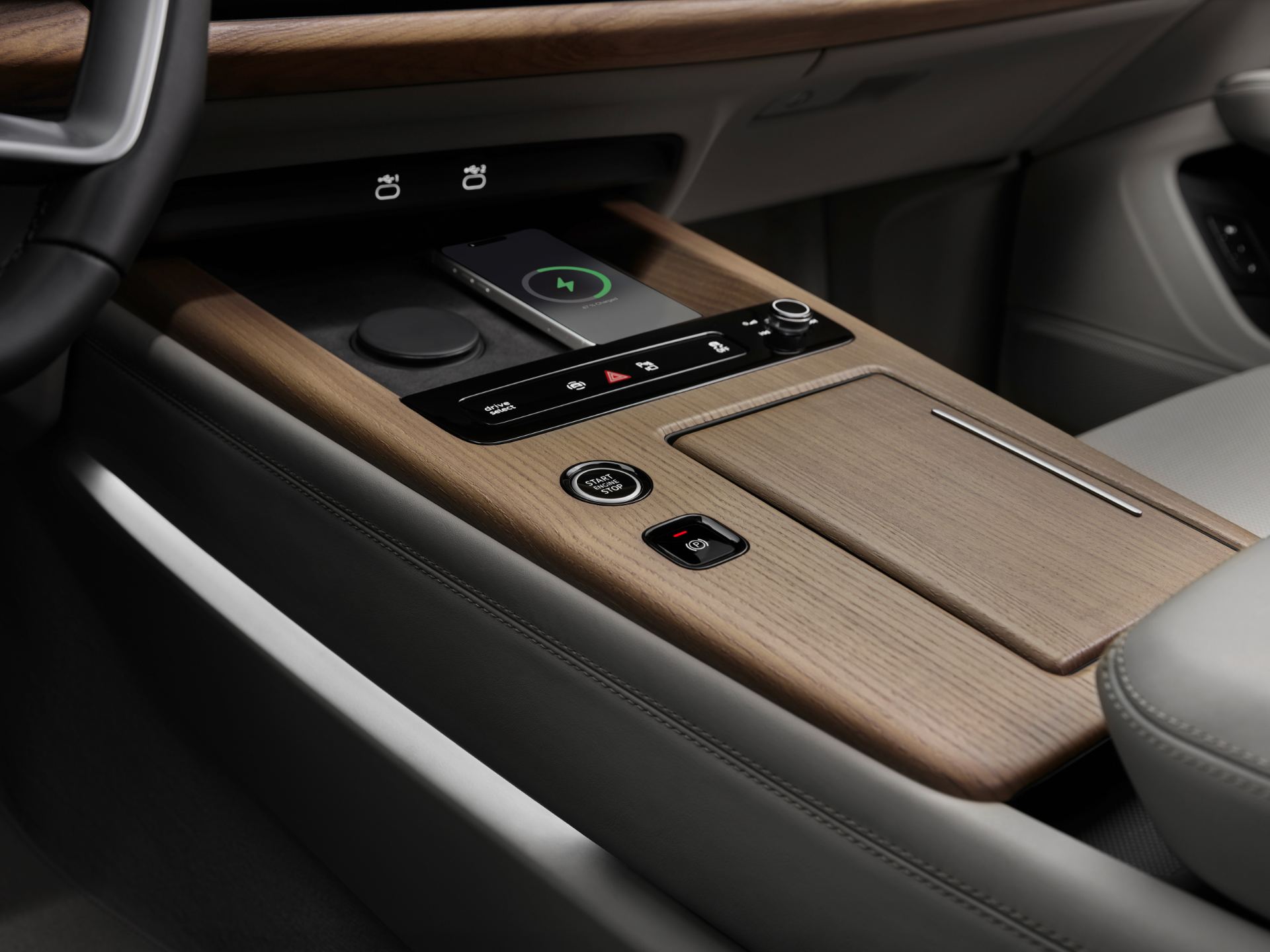 2026 audi q7 suv interior center console wireless charging