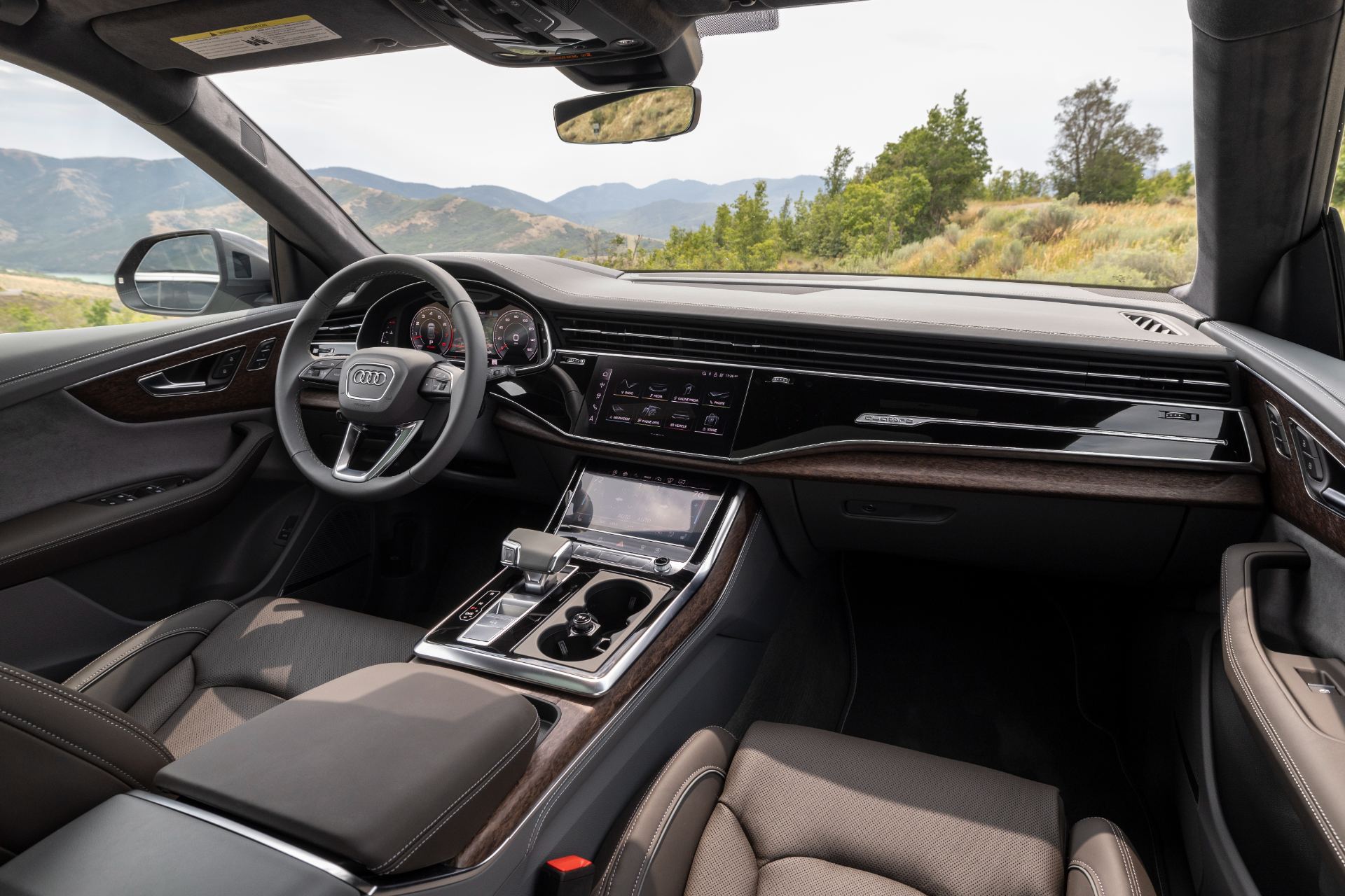 2027 audi q8 interior dashboard