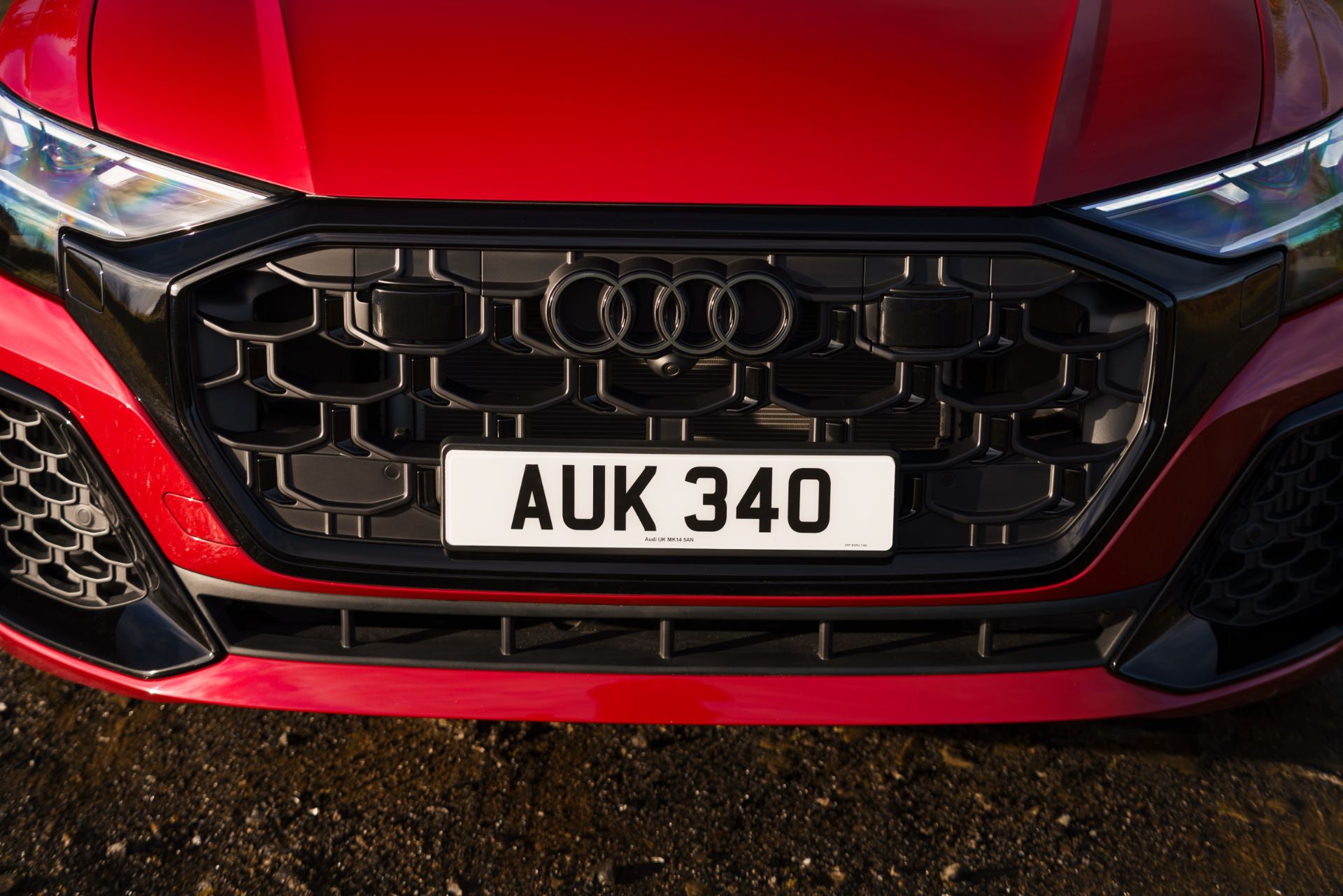 2026 audi q8 suv front grille red