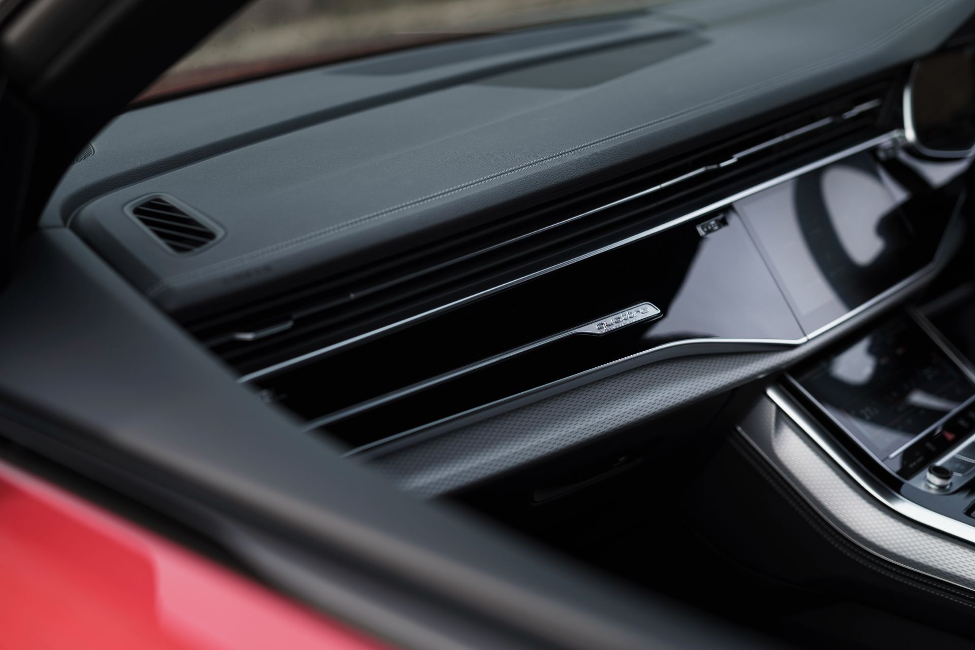2026 audi q8 suv interior dashboard quattro trim